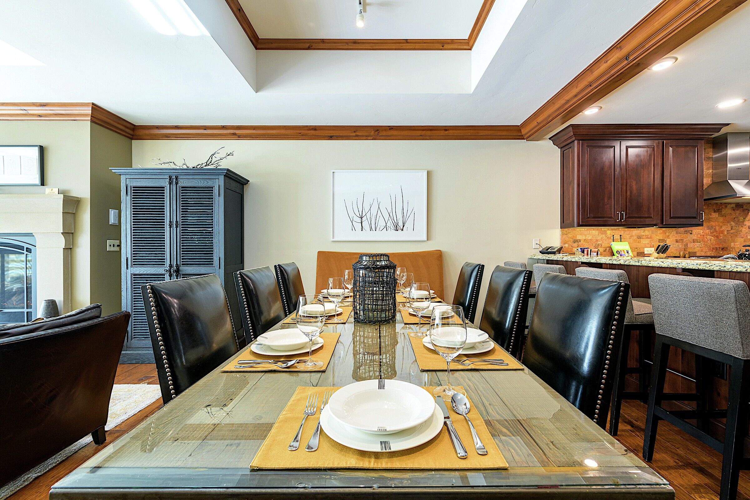#317 - Dining Room