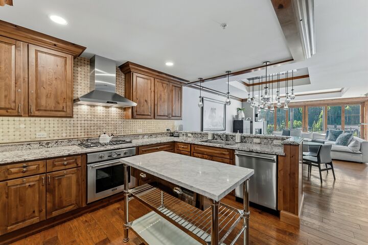 Kitchen, Dining Area & Living Area