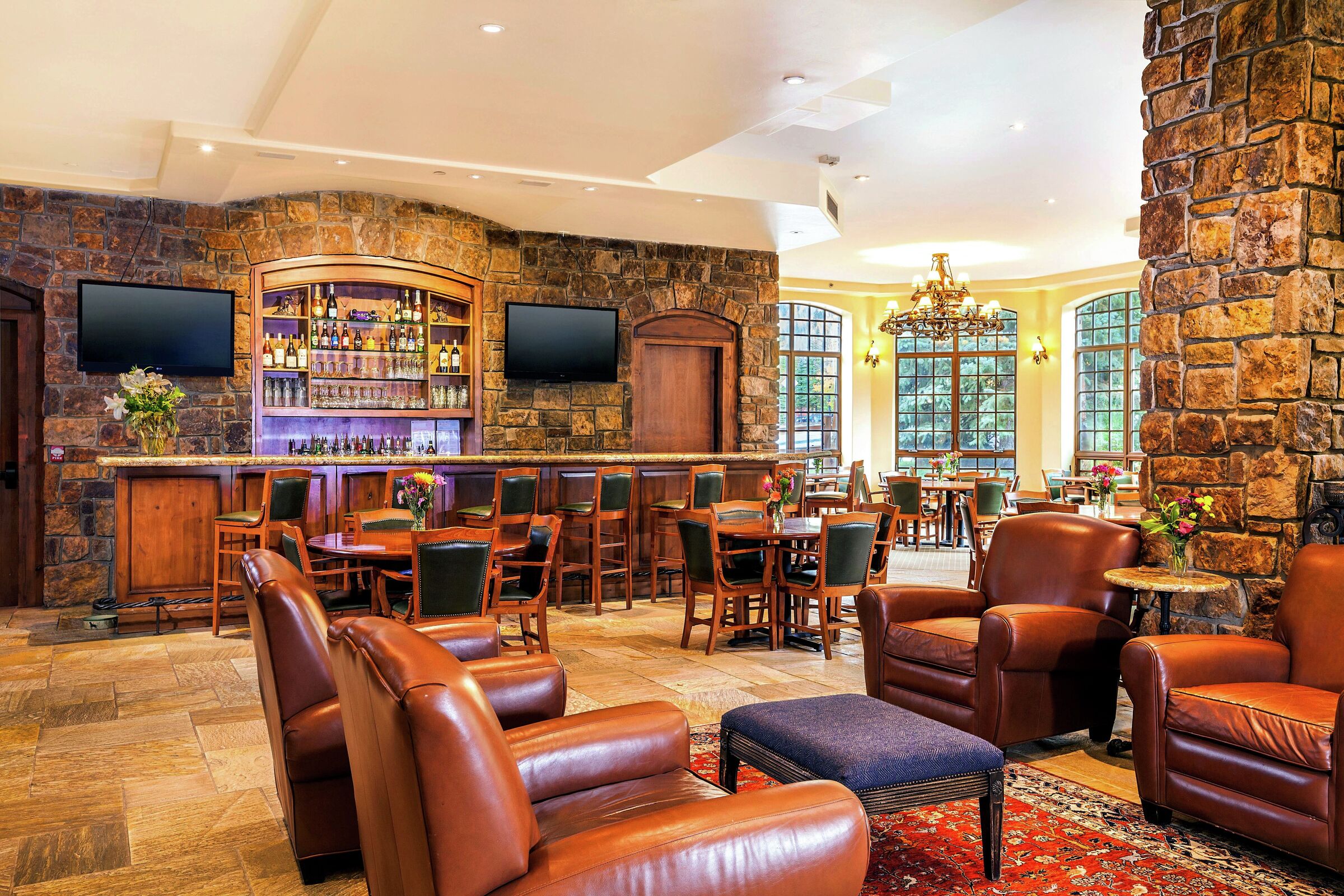 Bar Hound Lounge