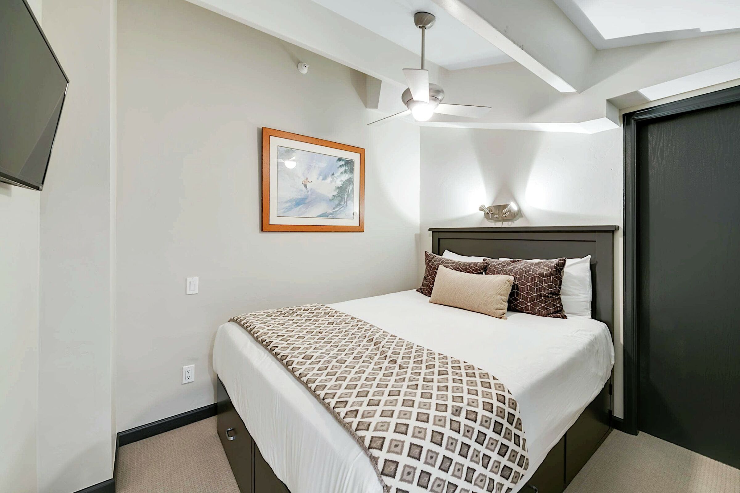 Studio Loft Bedroom
