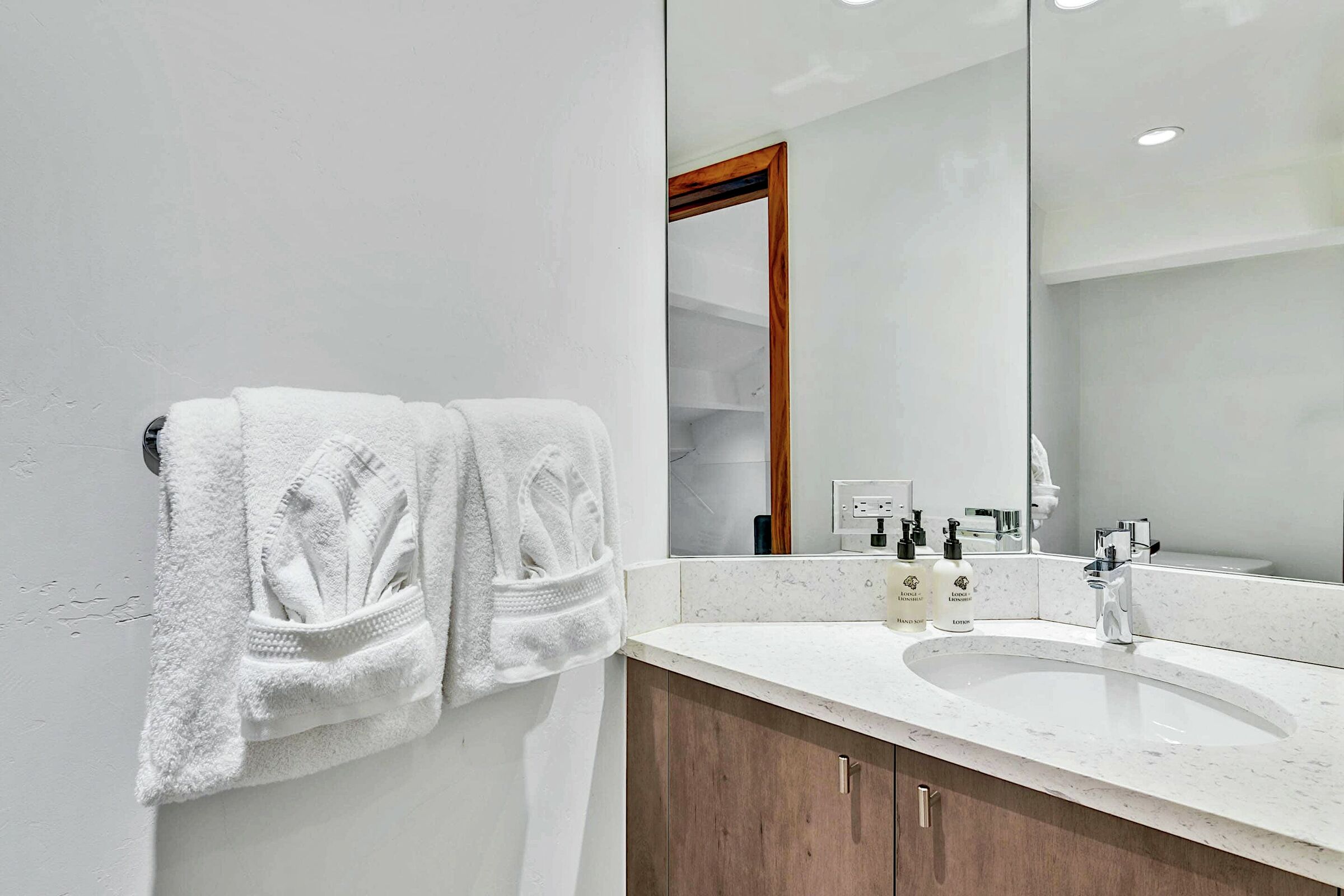 Studio Ensuite Bathroom