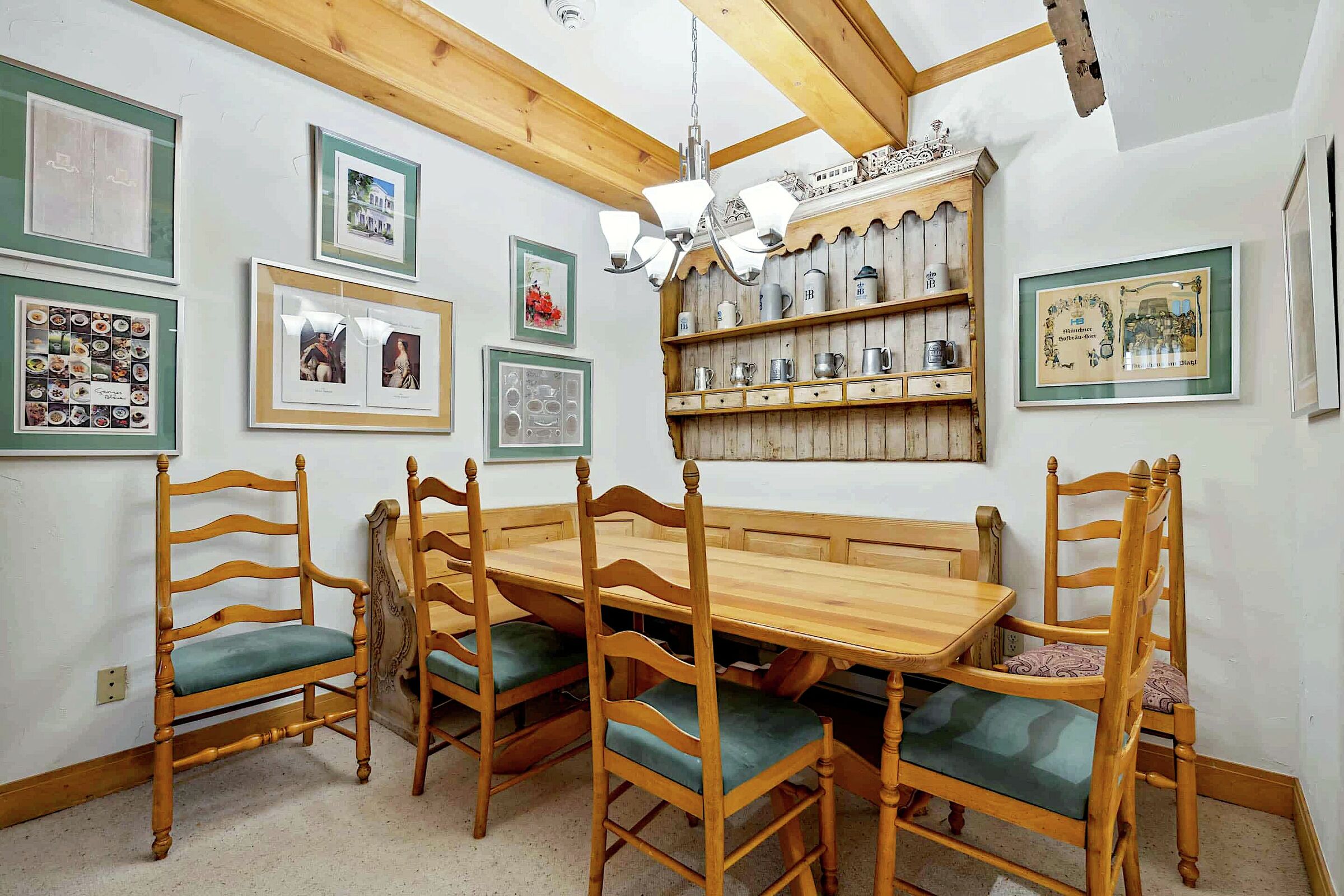#160A - Dining Room