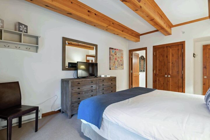 #120A - Bedroom