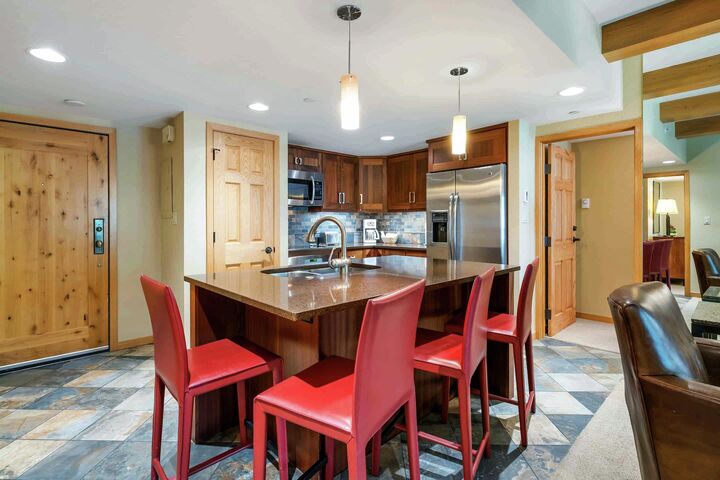 #250B - Kitchen