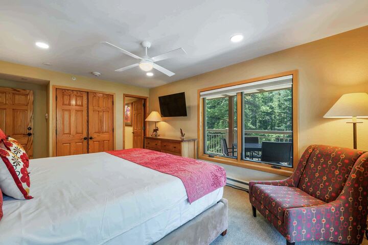 #250A - Bedroom