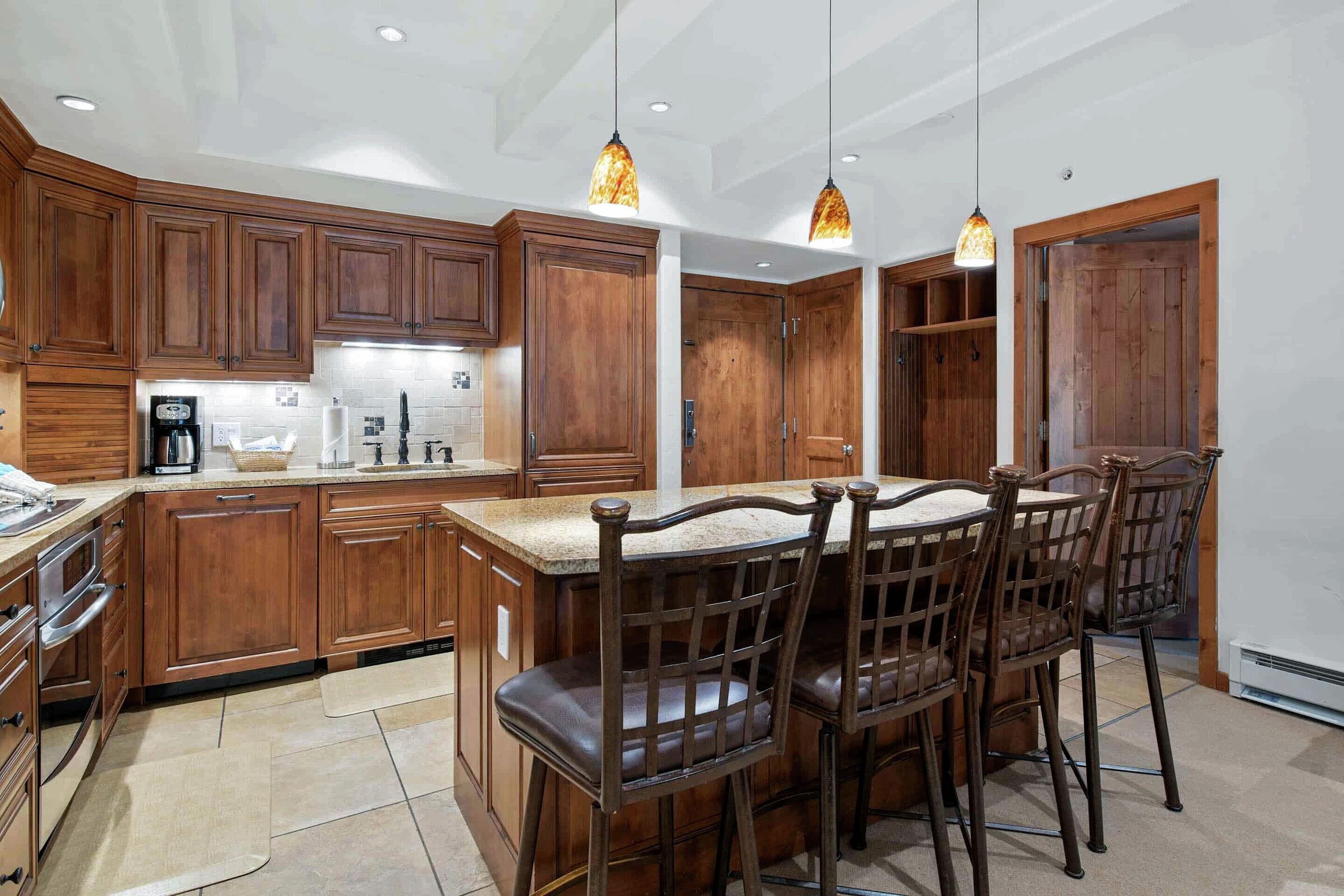 #220A - Kitchen