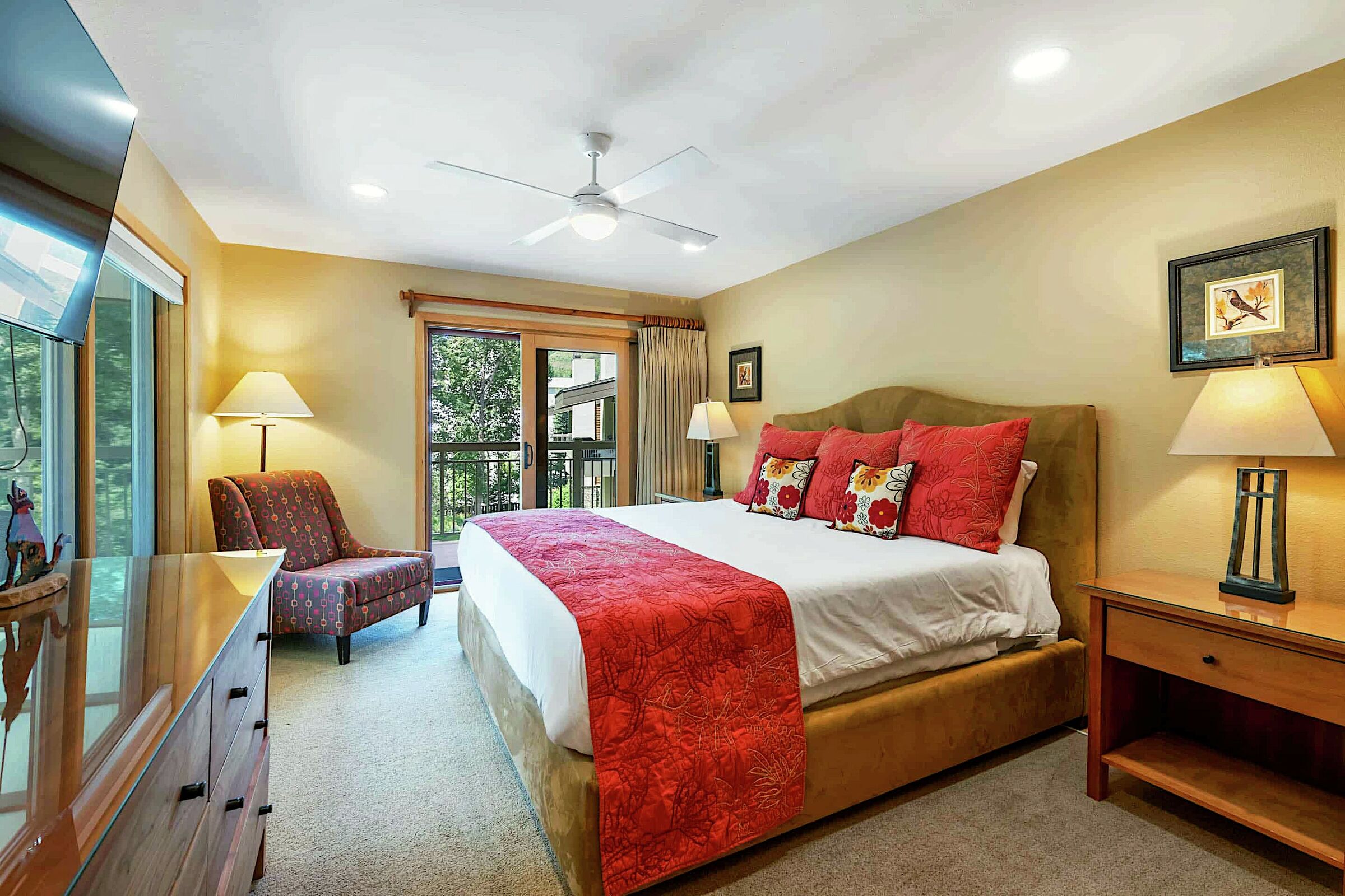 #250A - Bedroom