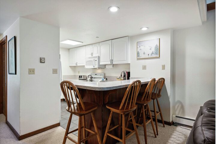 #407 - Kitchen