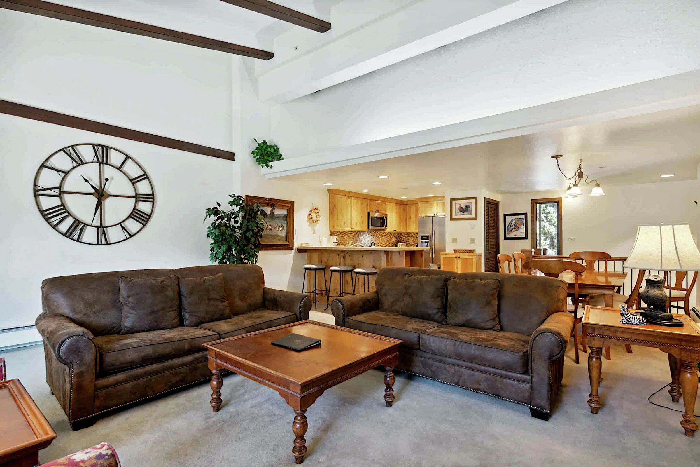 #408 - Living Area