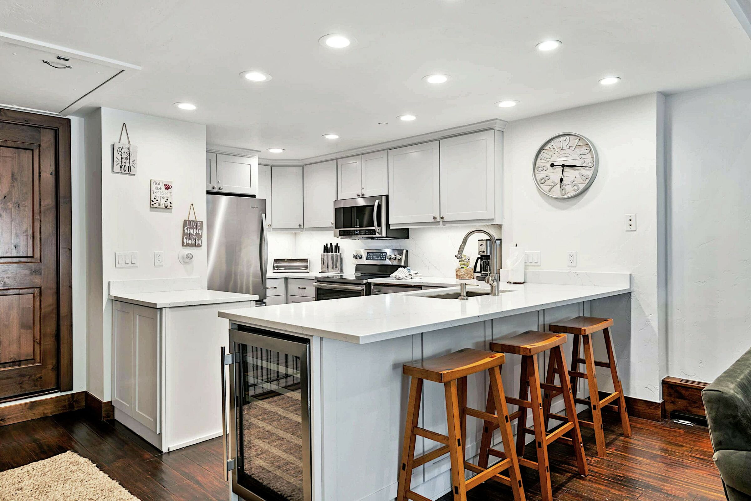 #403 - Kitchen