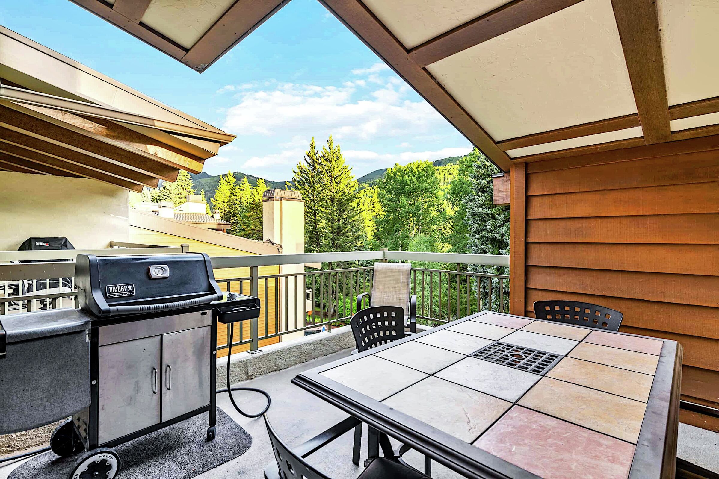 Balcony with BBQ