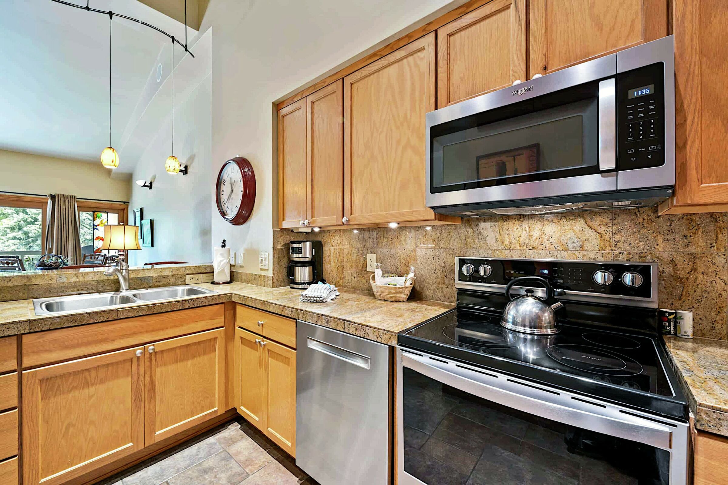 #406 - Kitchen