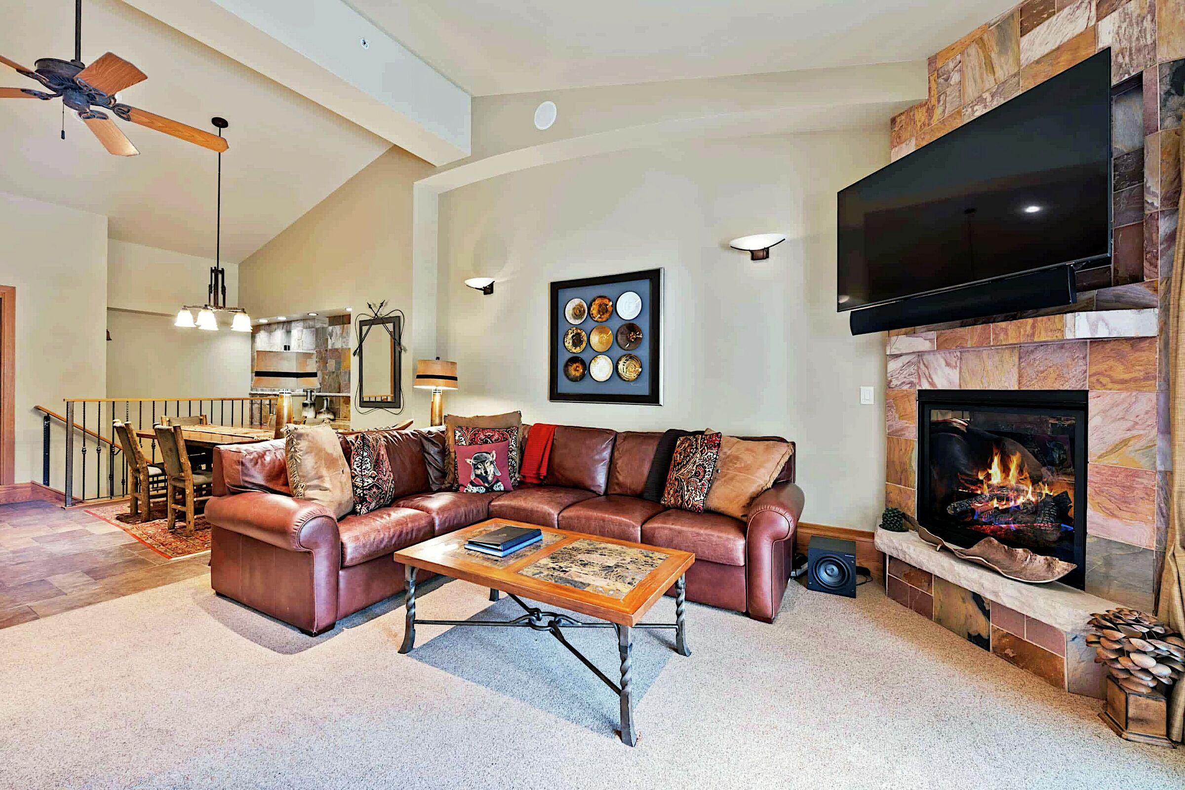#406 - Living Area