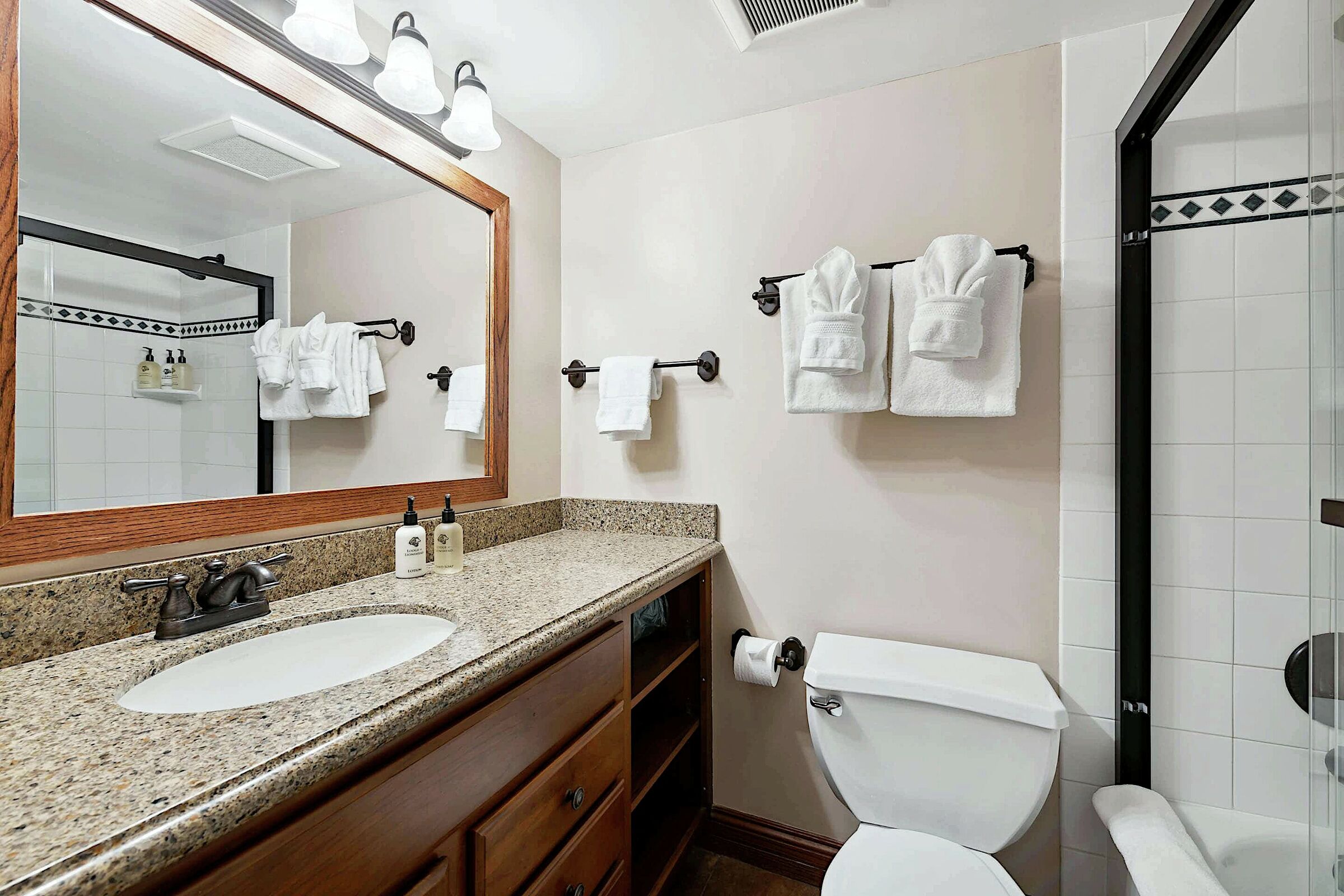 #405 - Bathroom