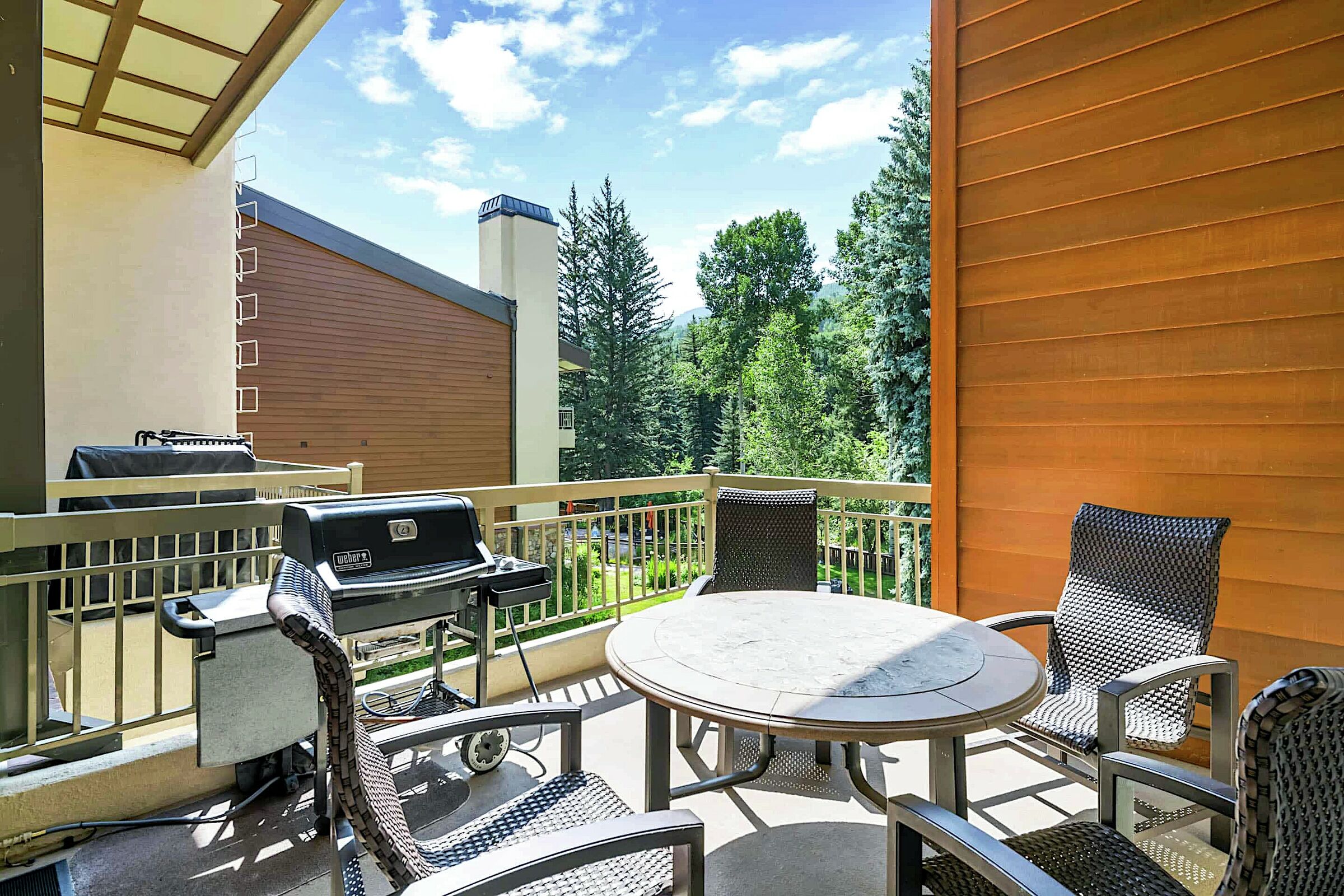 #204 - Balcony with BBQ