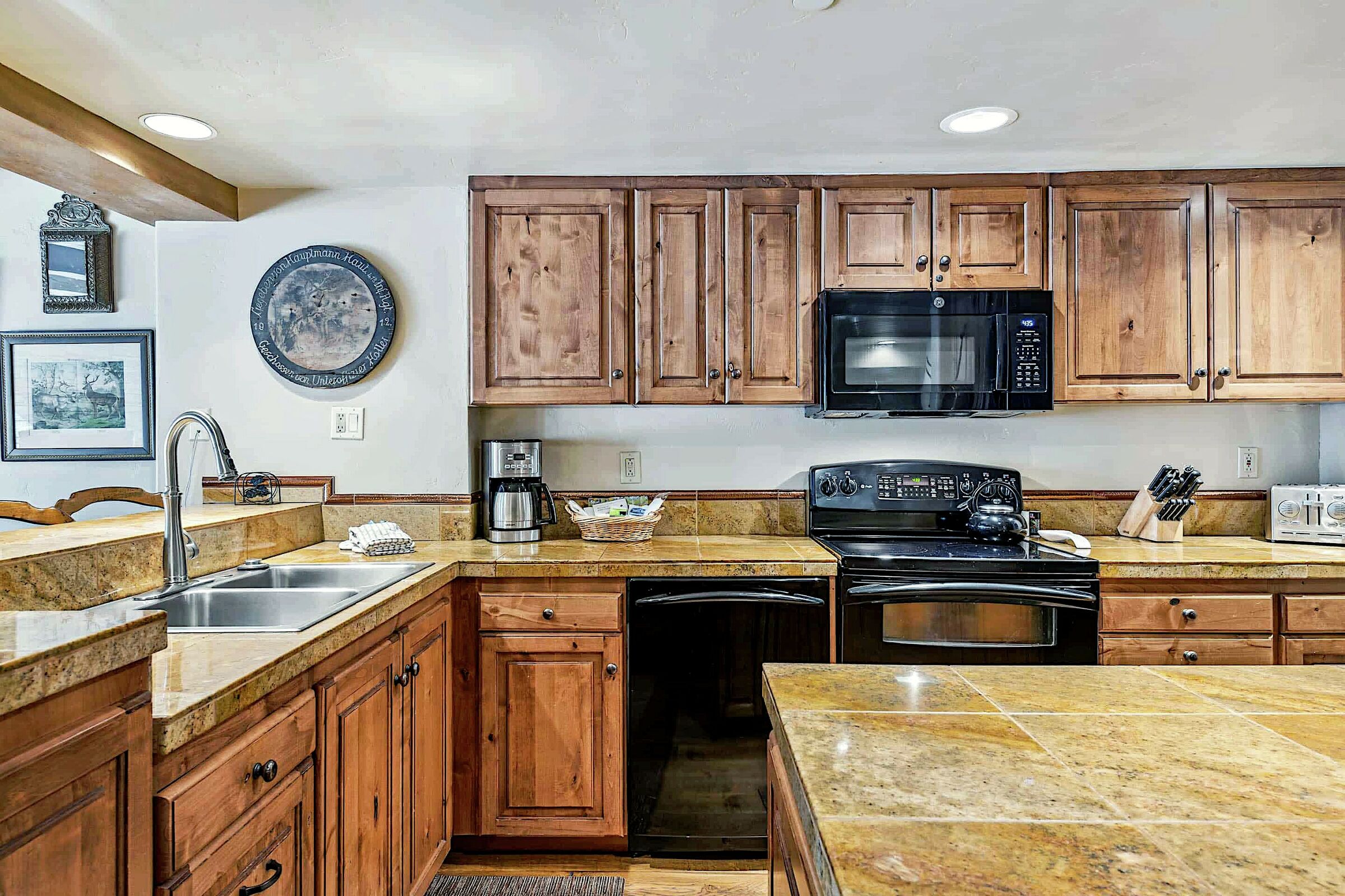 #102 - Kitchen