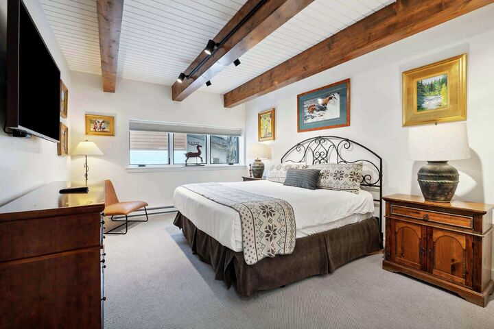 #380 - Master Bedroom