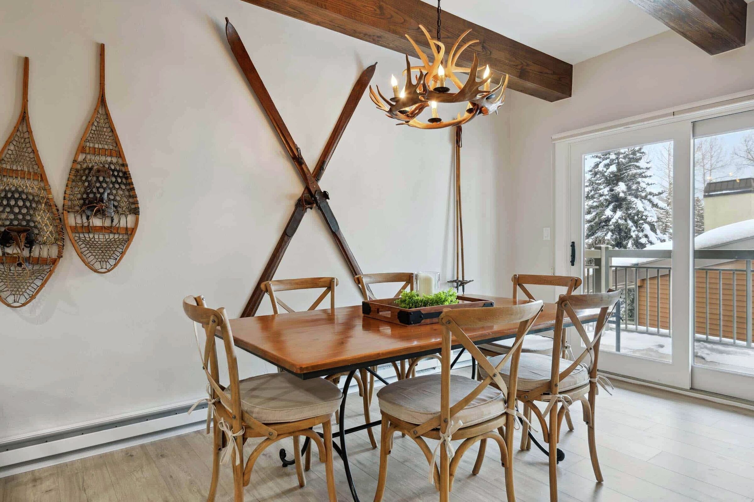#380 - Dining Area