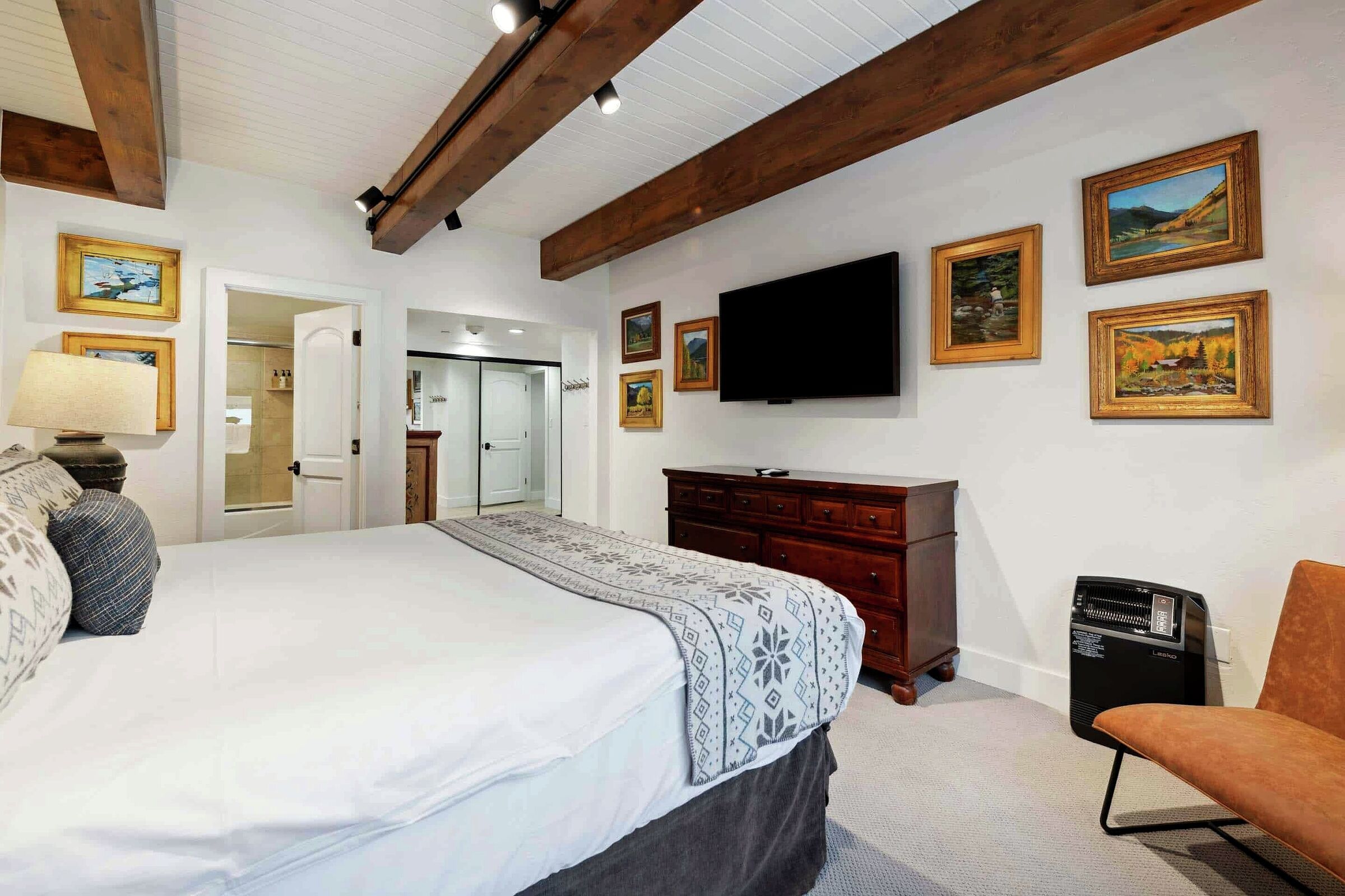 #380 - Master Bedroom