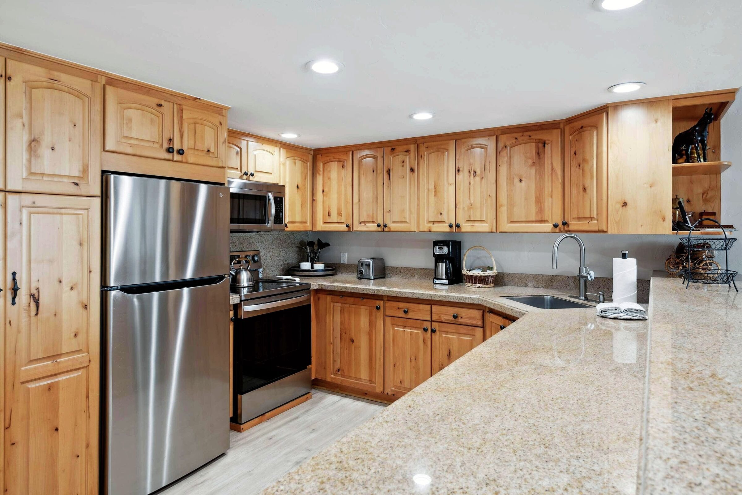 #380 - Kitchen