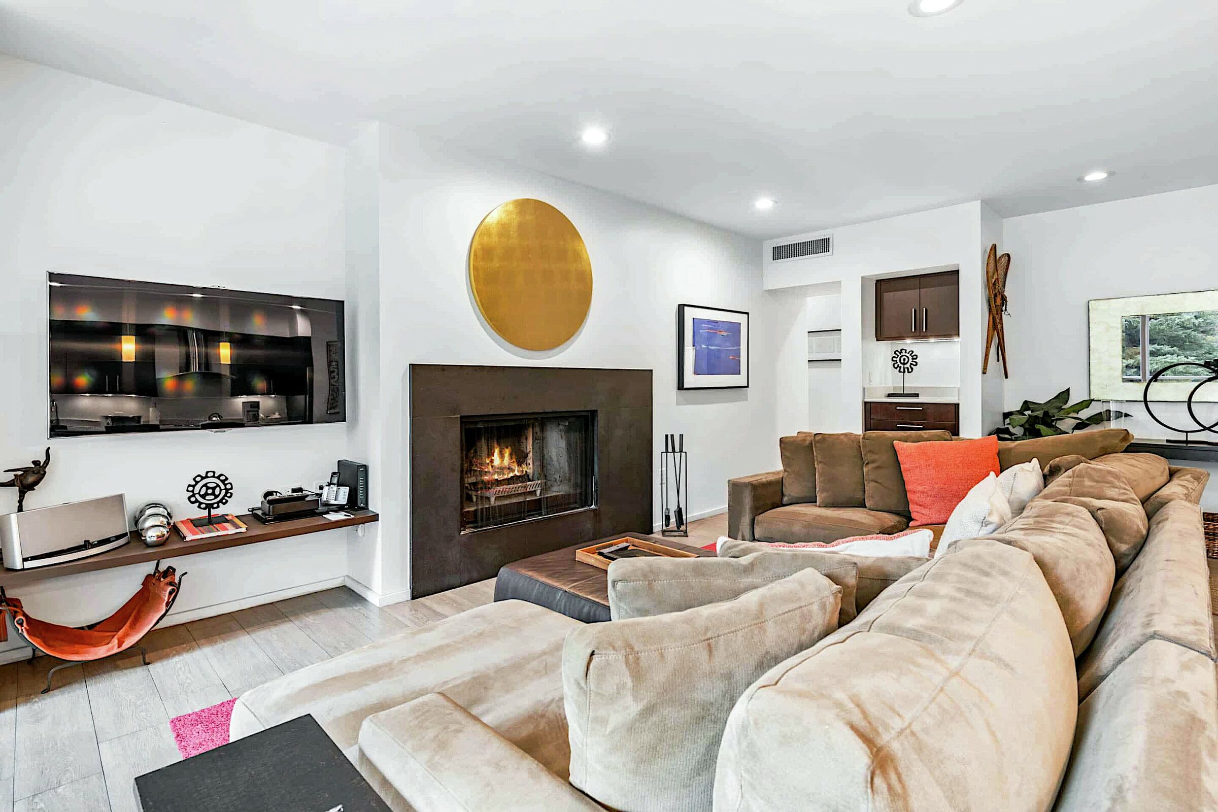 #05 - Living Room