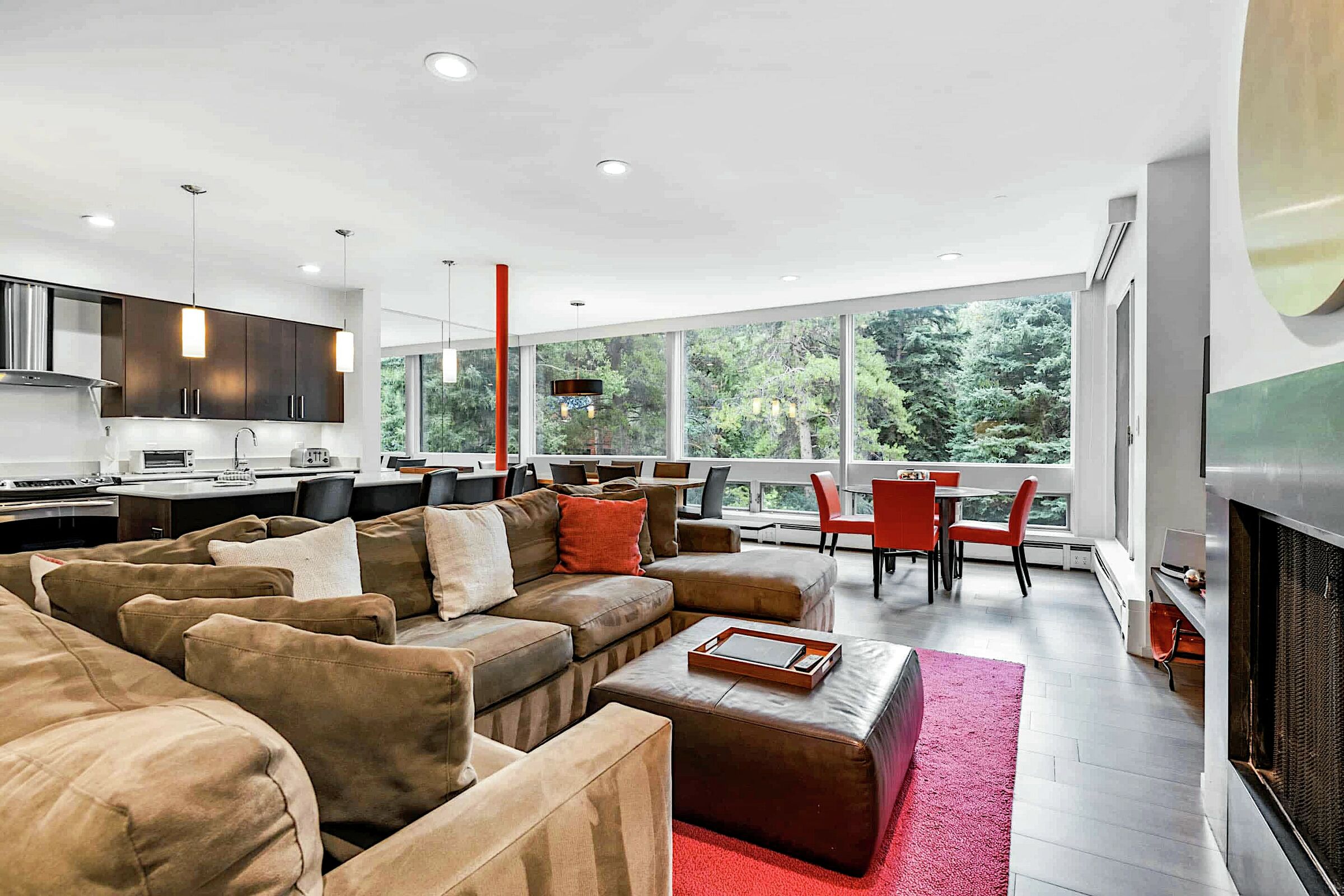 #05 - Living Area