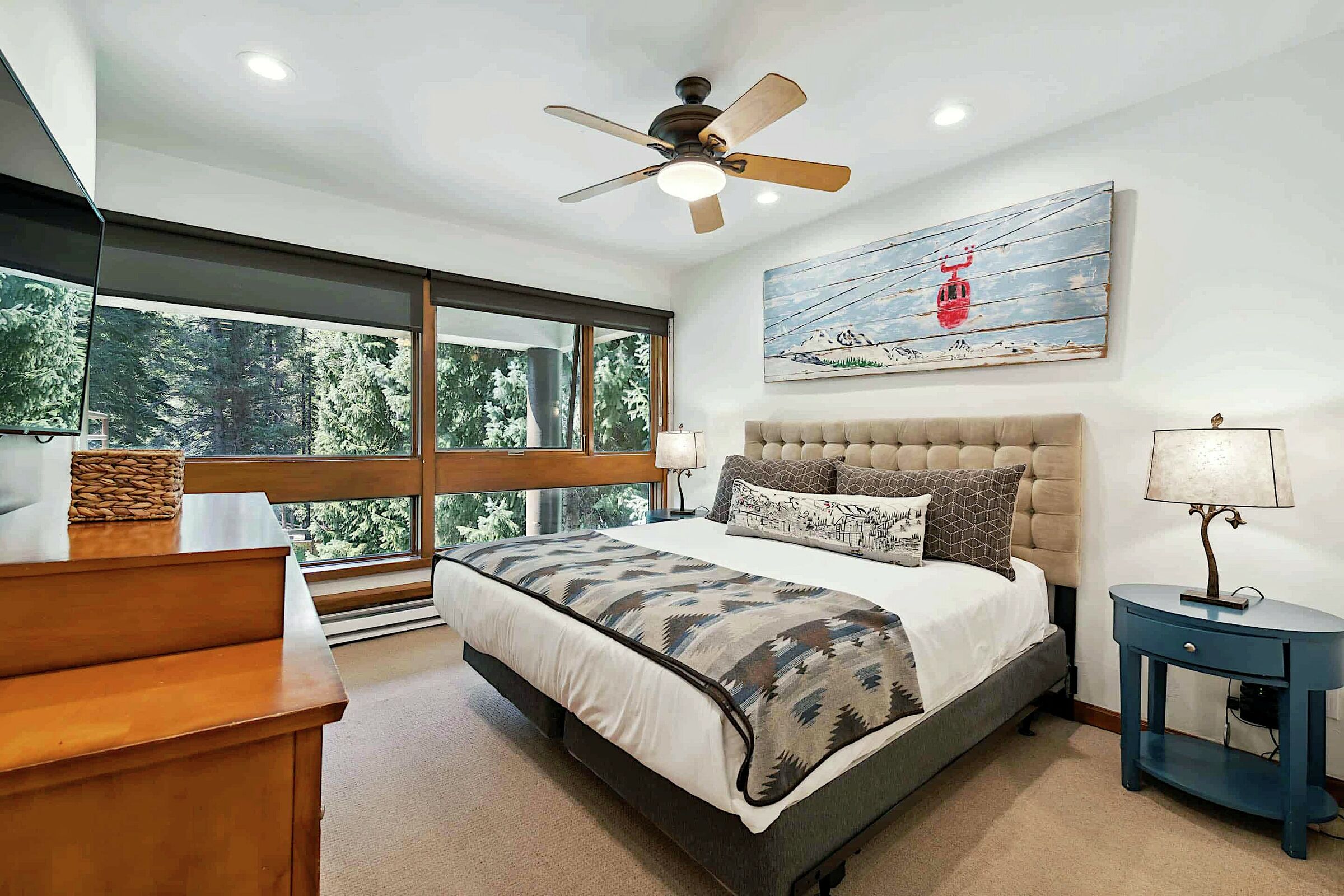 #03 - Bedroom