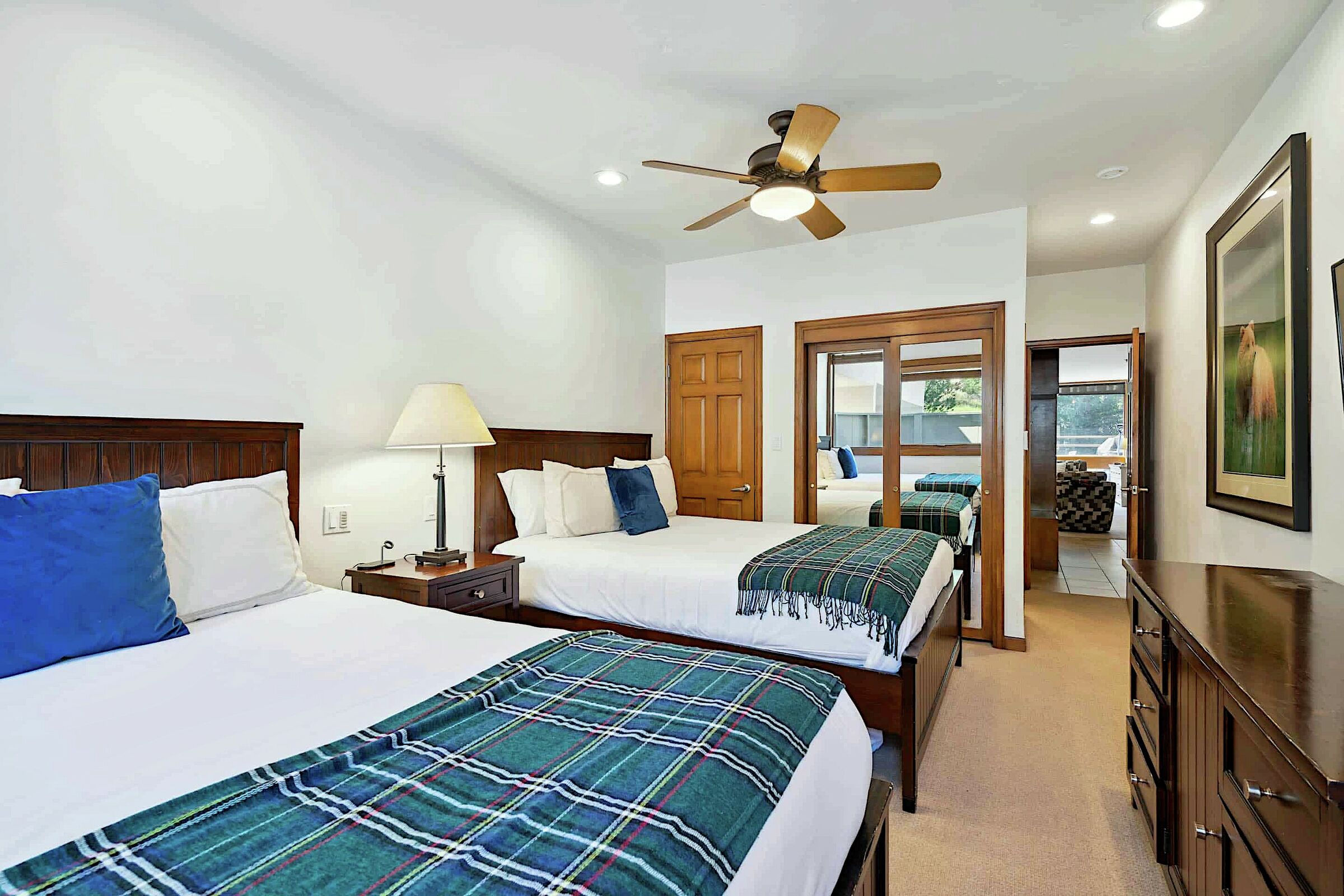 #03 - Bedroom