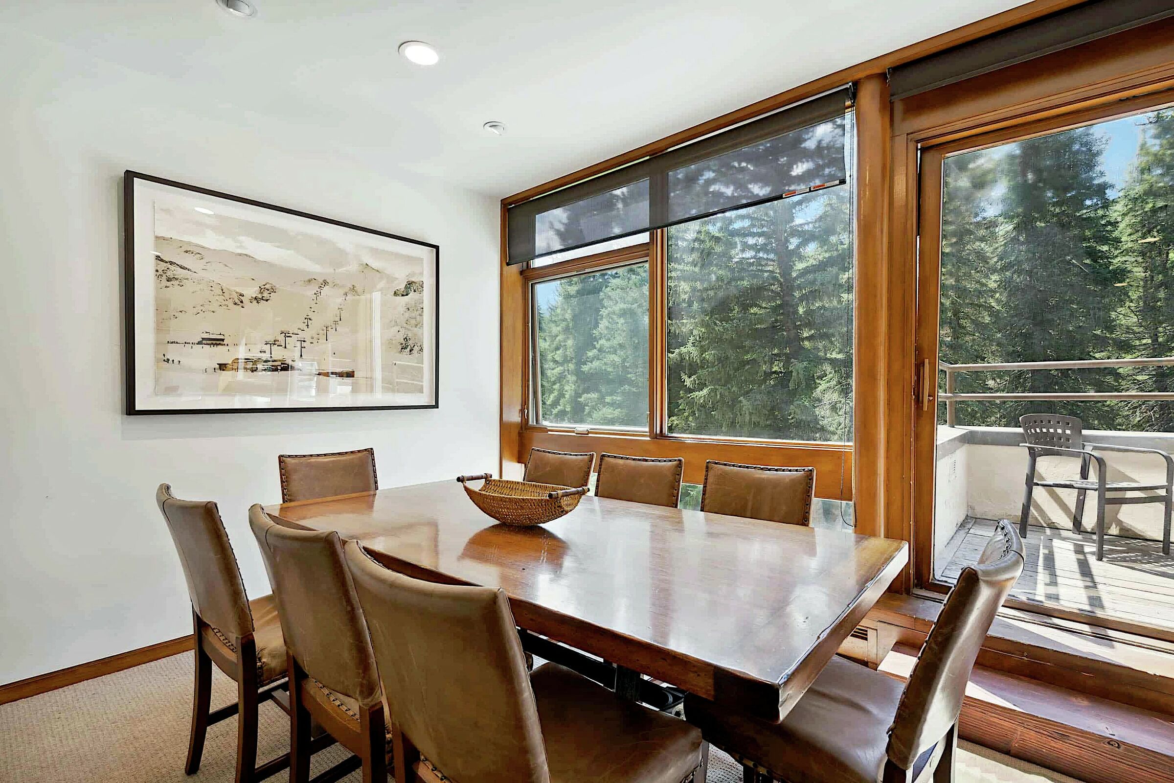 #03 - Dining Room