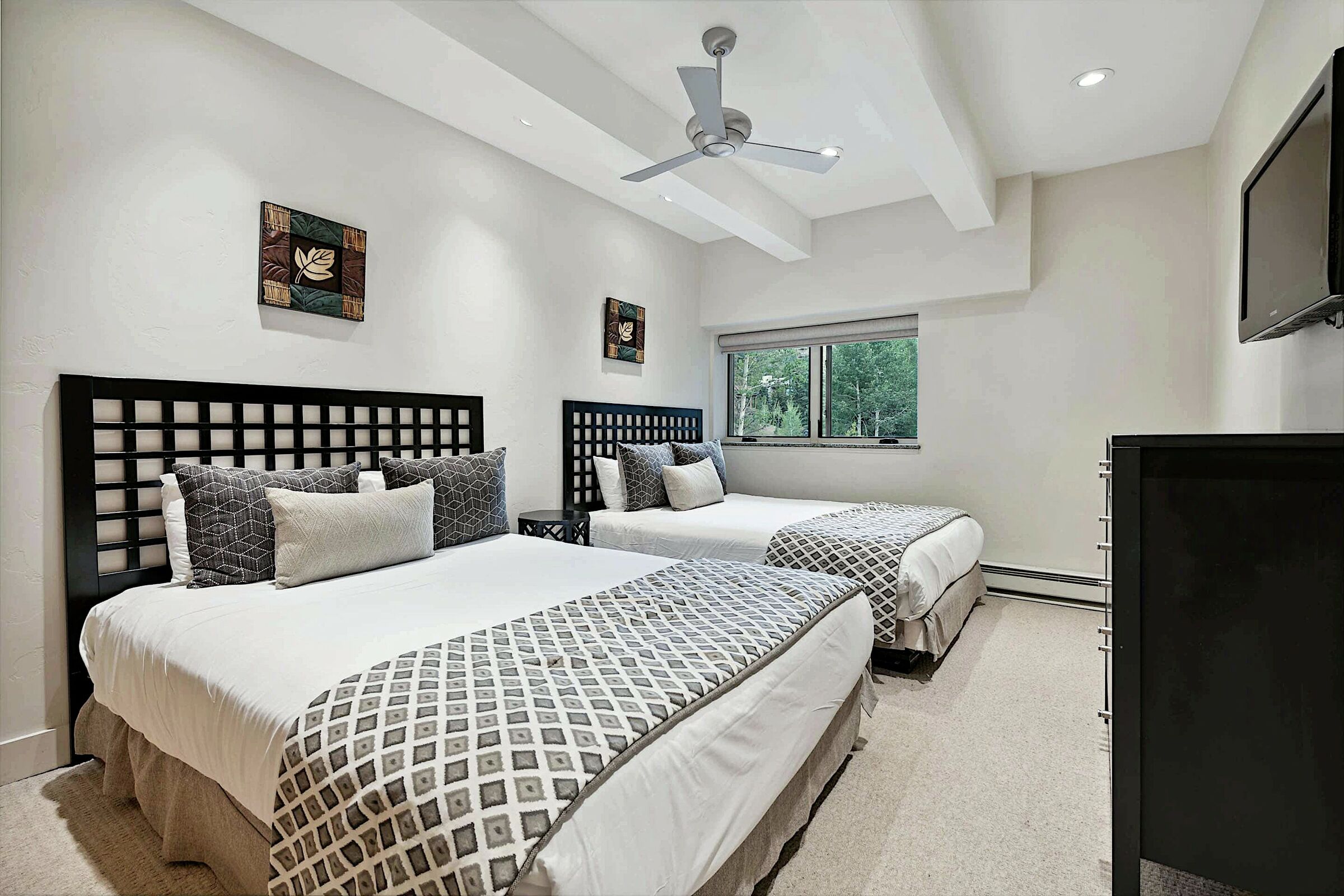 #350 - Bedroom
