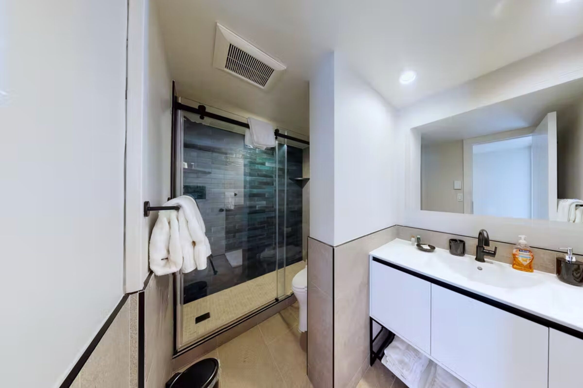 #204 - Bathroom