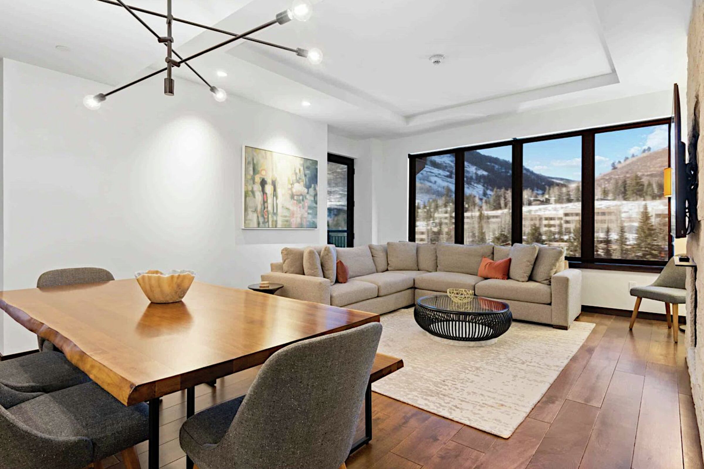 #W505 - Dining Room