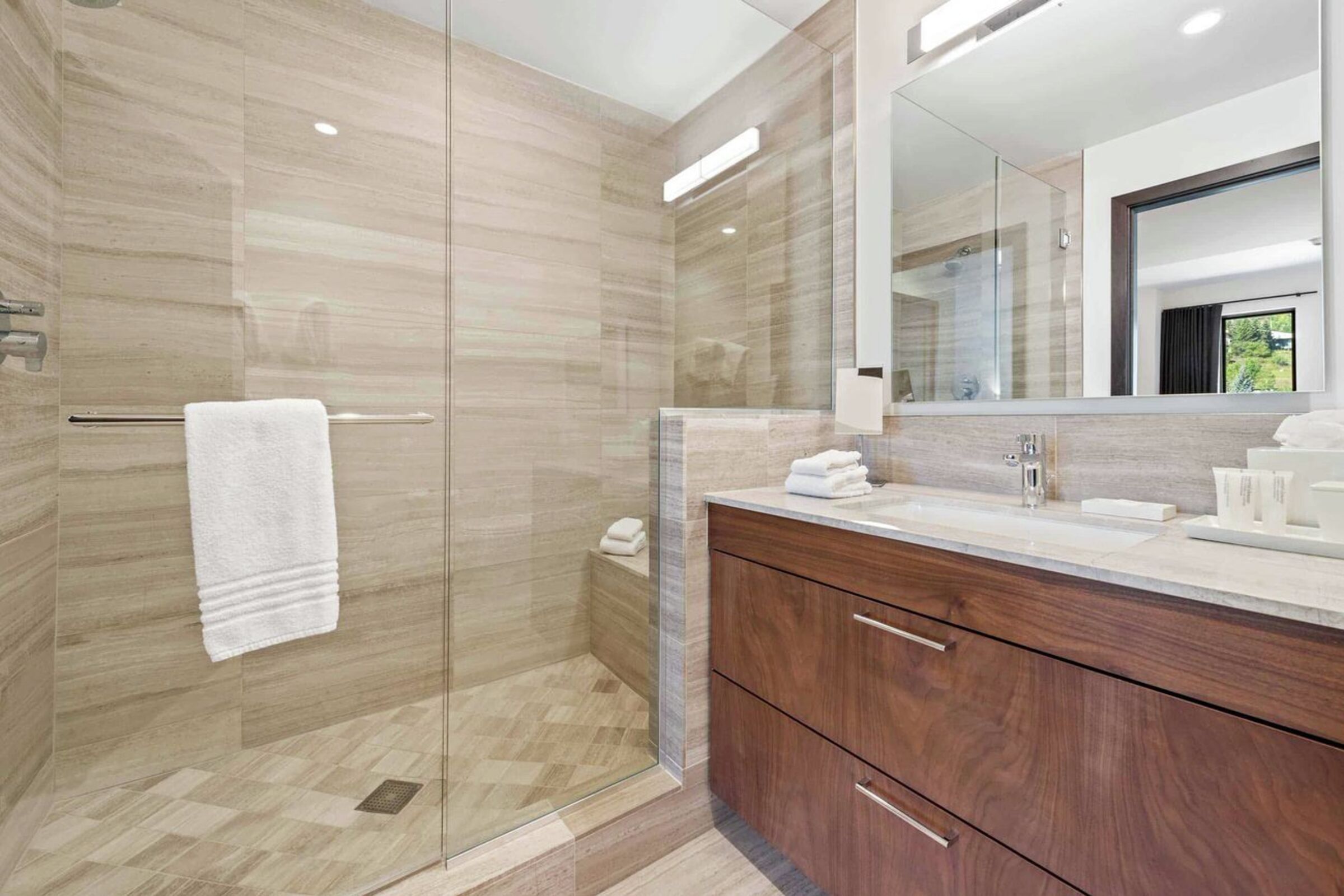 #W604 - Ensuite Bathroom