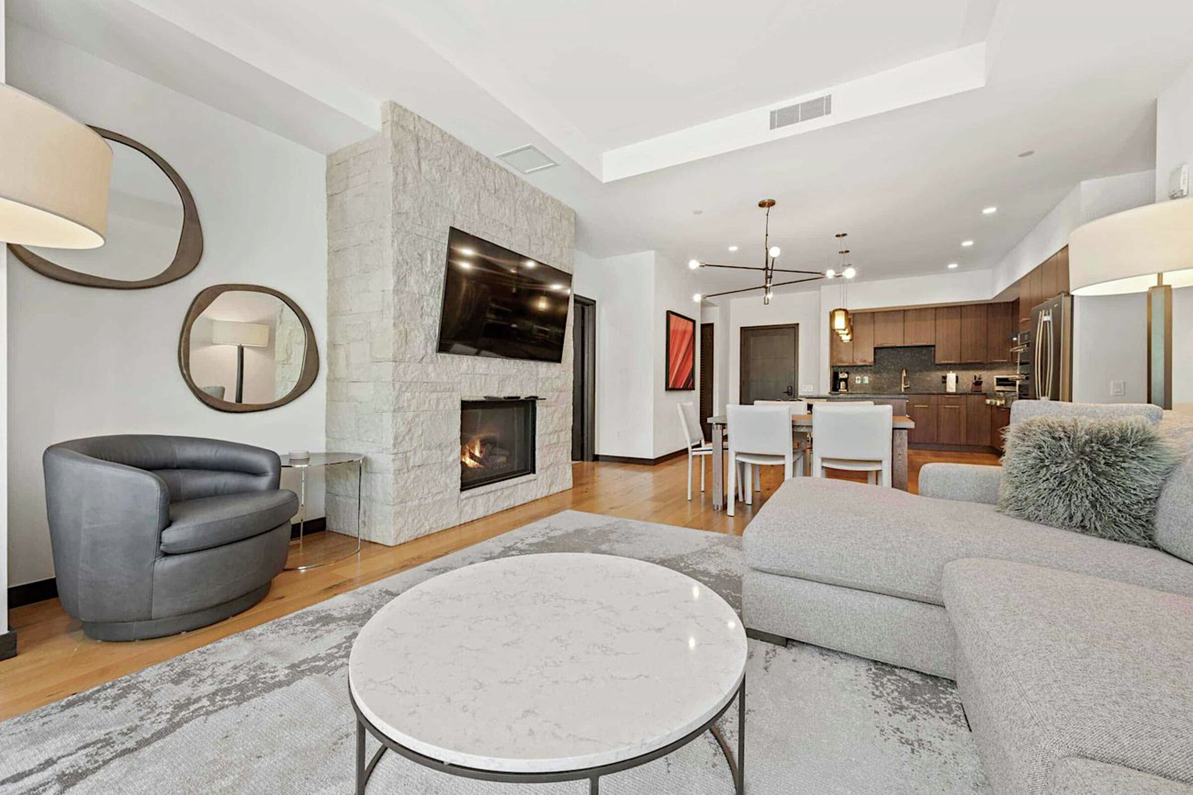 #W604 - Living Room