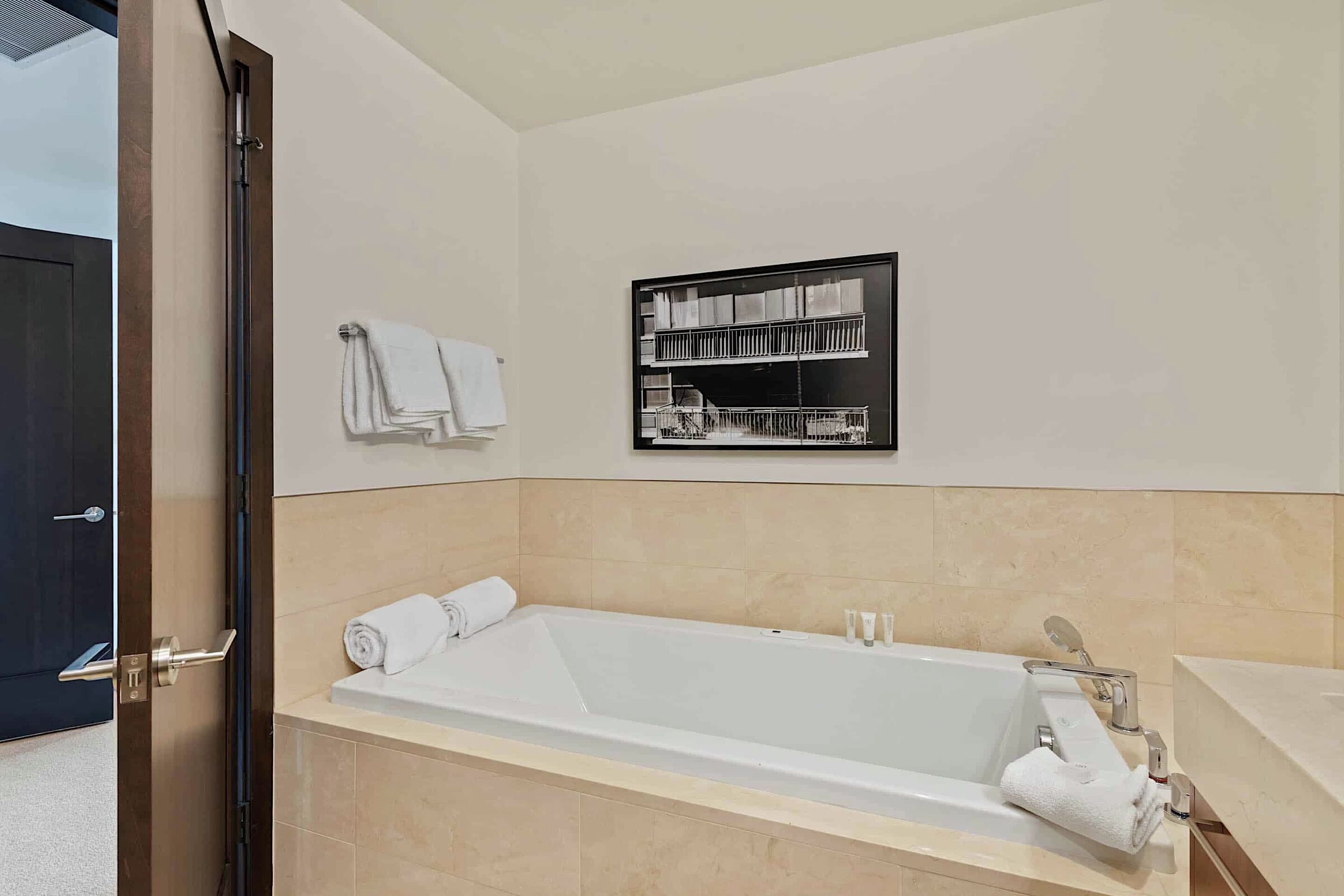Master Ensuite Bathroom