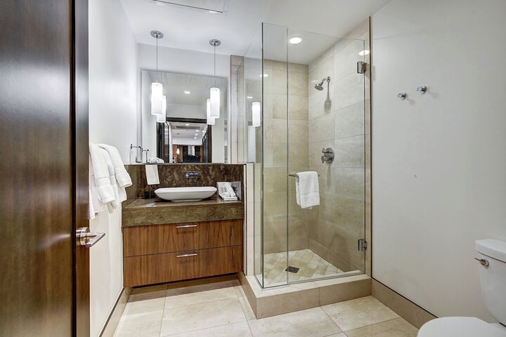 2 Bdrm - Bathroom