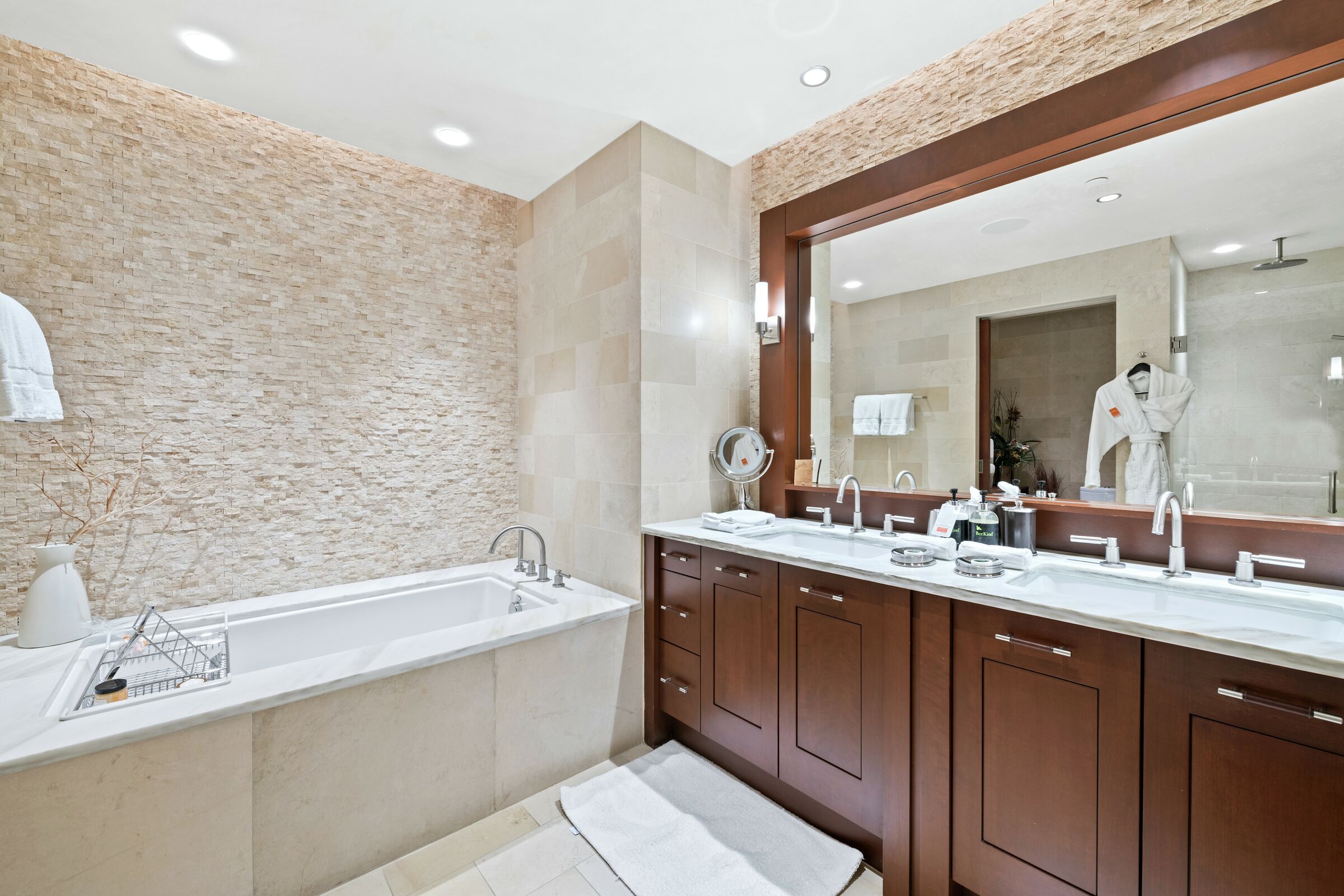 #3AS - Master Ensuite Bathroom