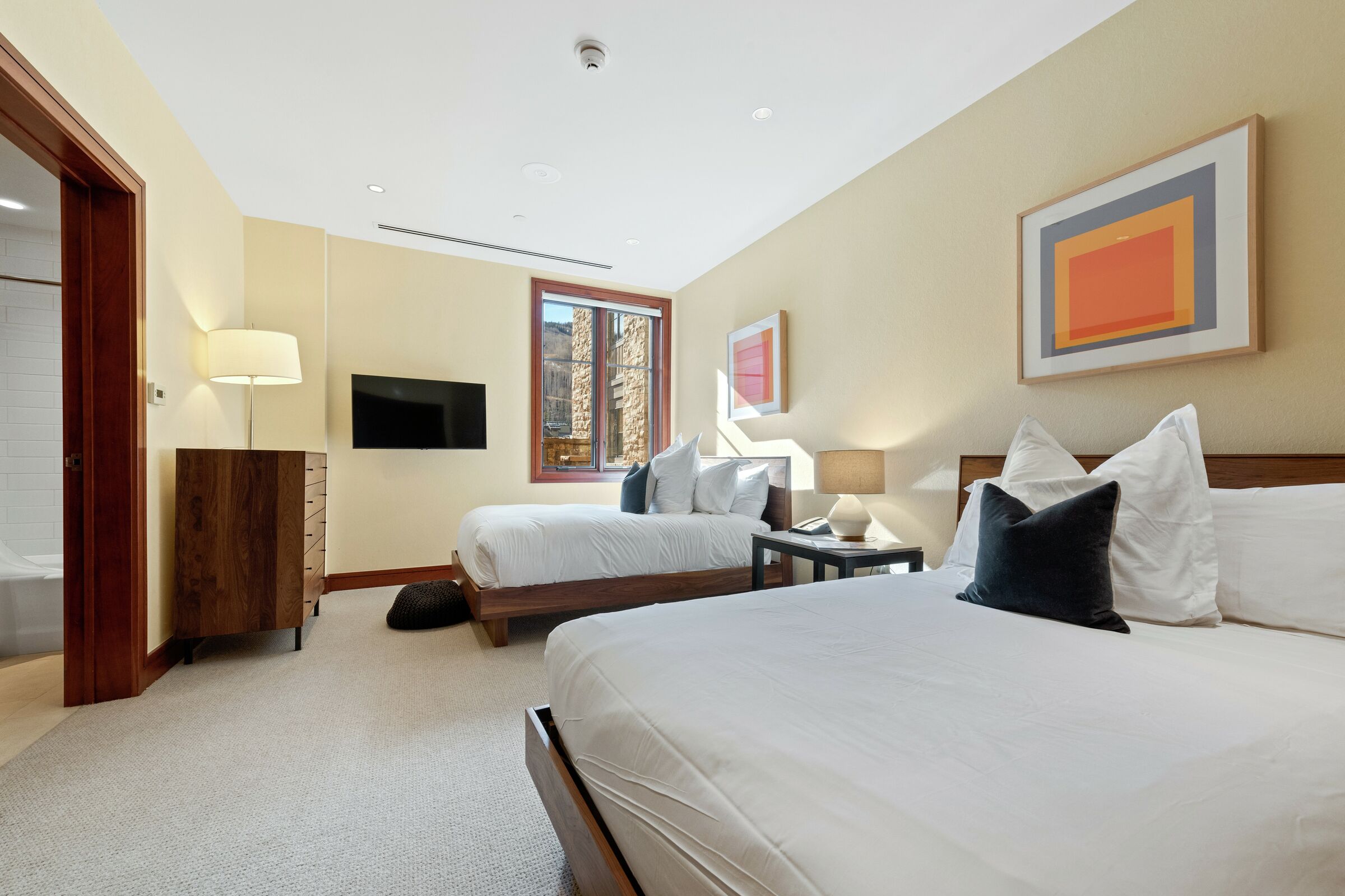 #3AW - Bedroom