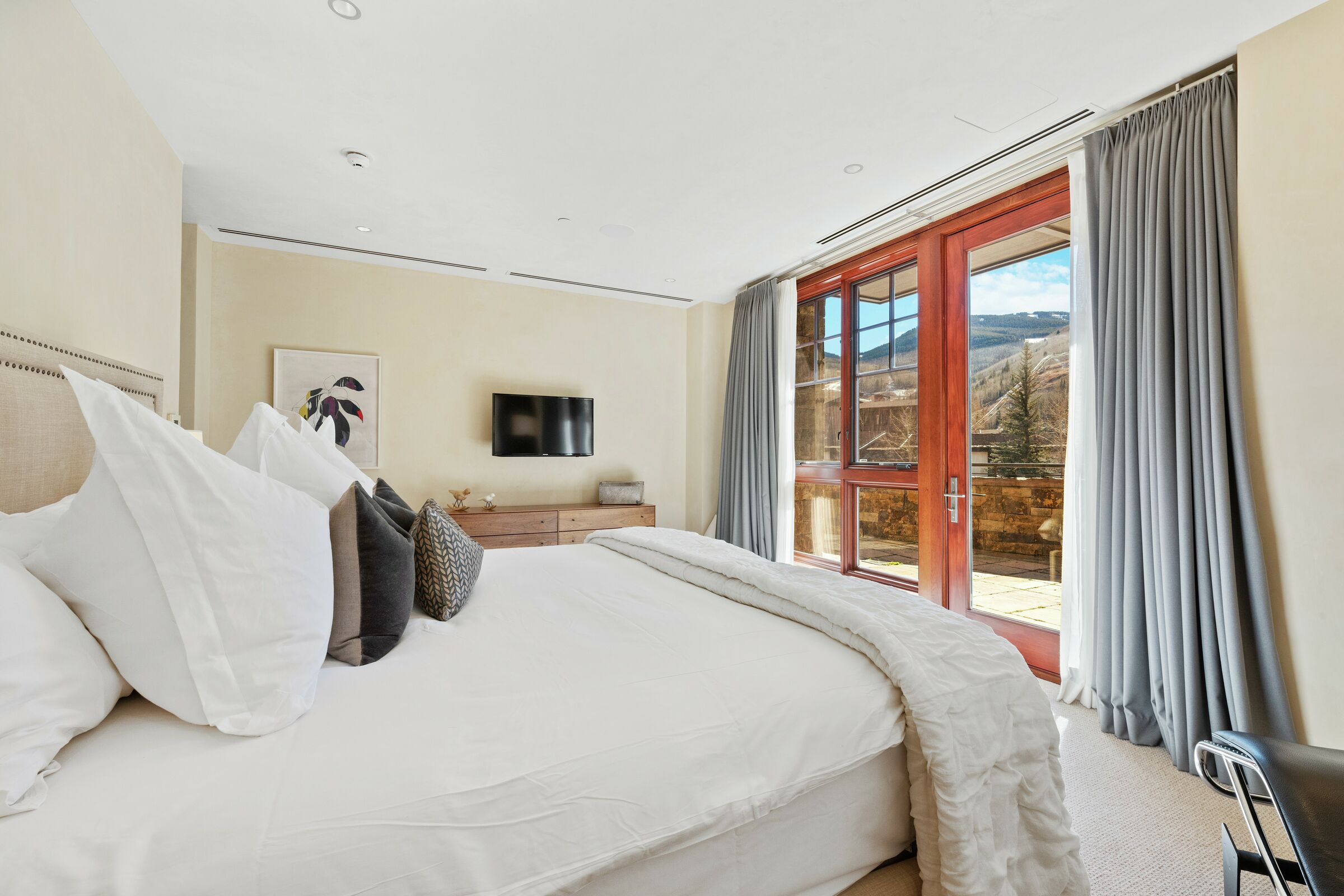 #3AW - Master Bedroom