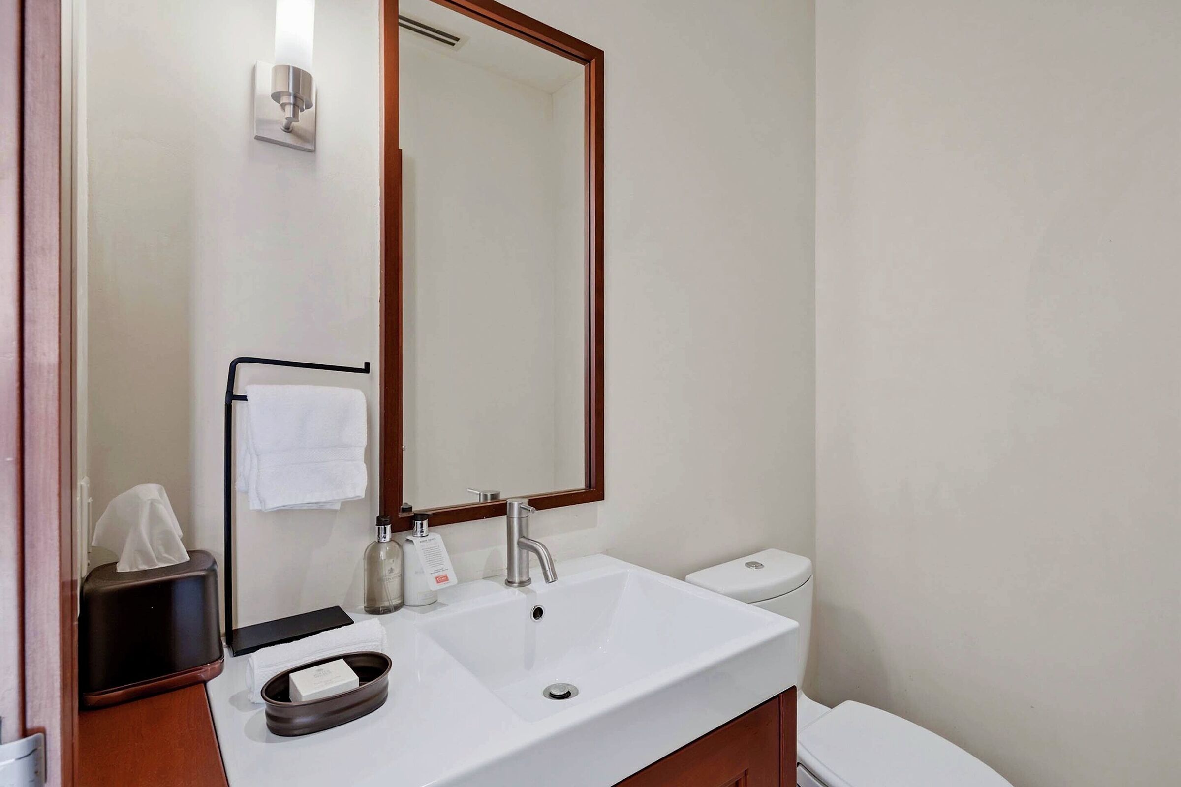 #2AS - Half Bathroom