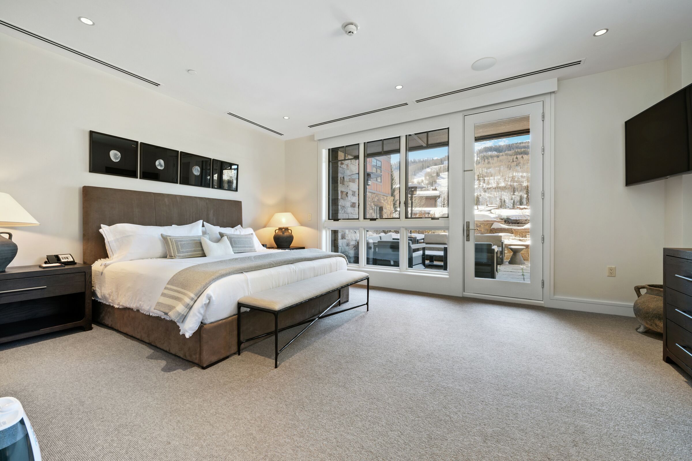 #3DE - Master Bedroom