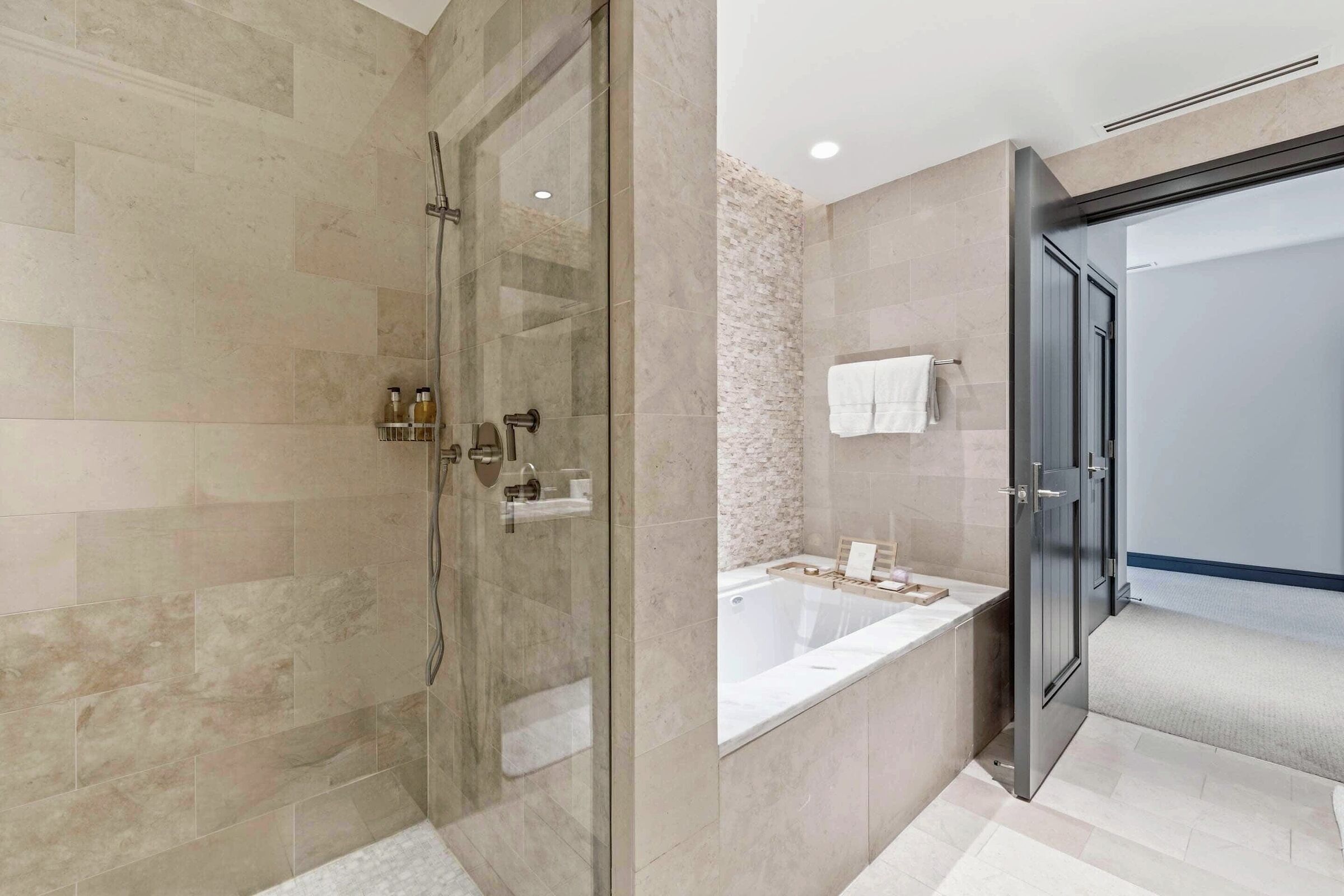Master Ensuite Bathroom