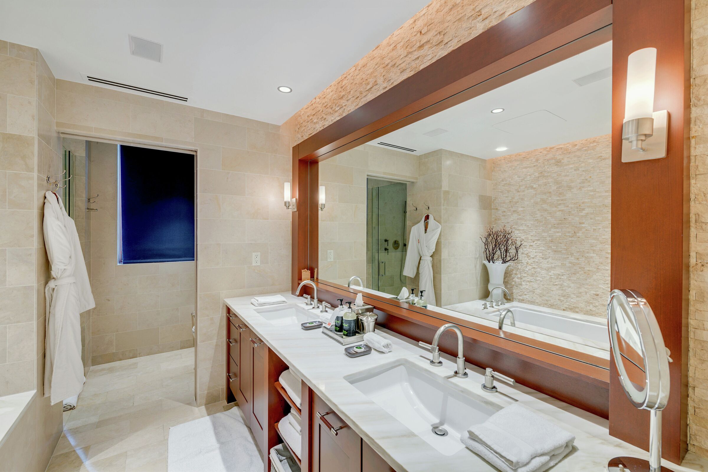 #5DW - Bathroom