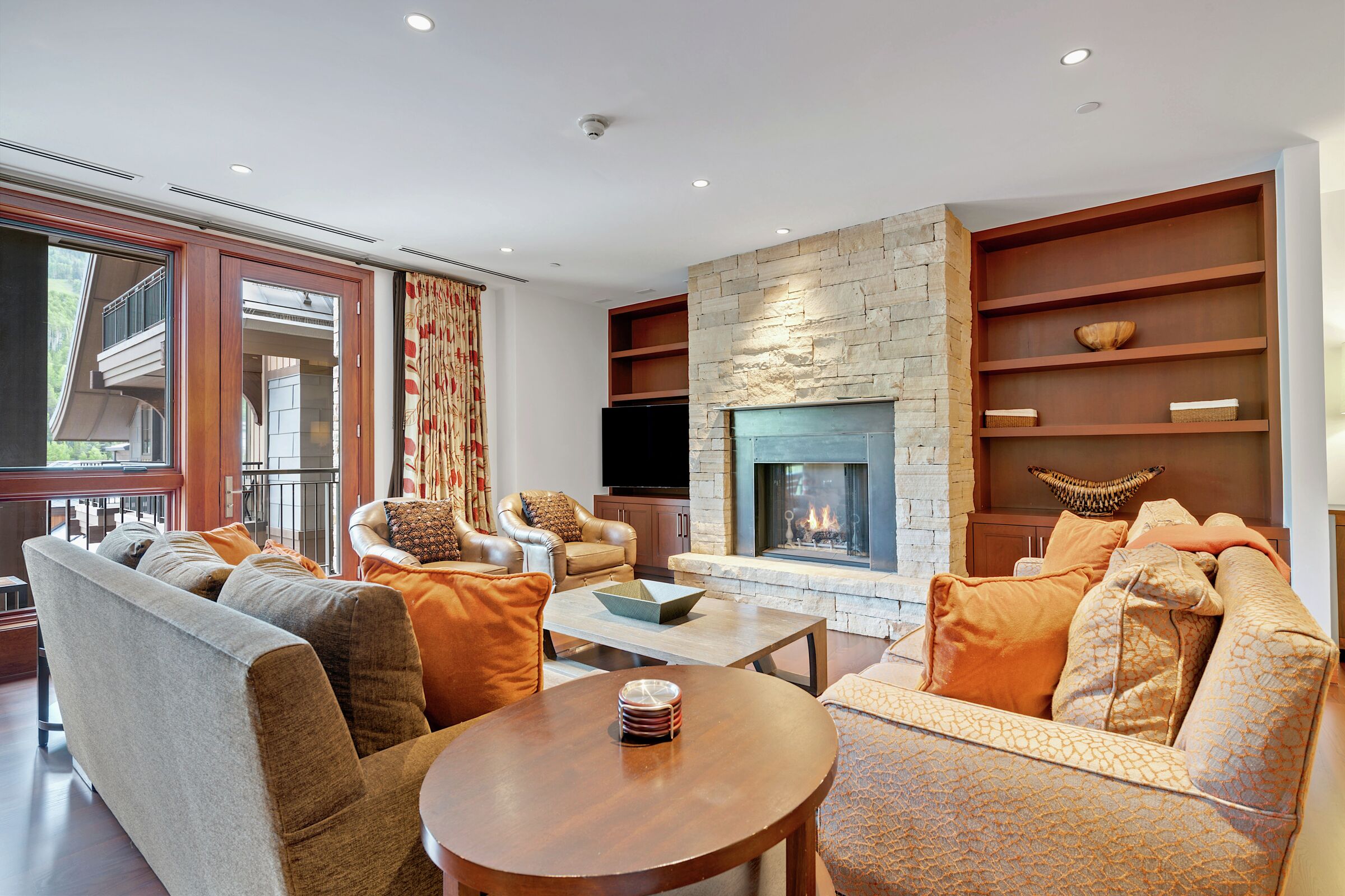 #5DW - Living Room