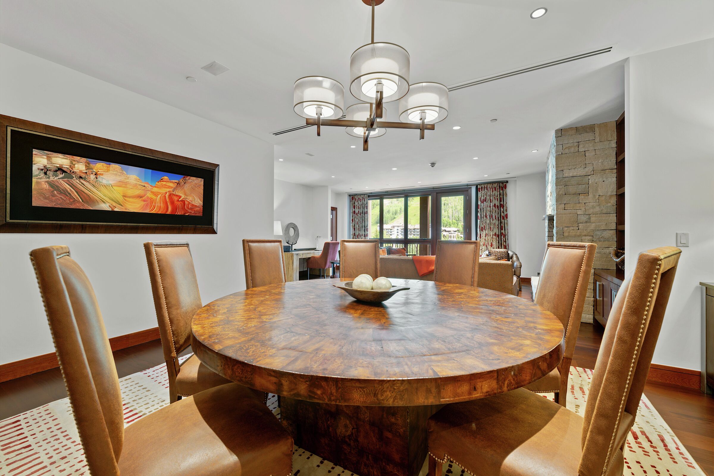 #5DW - Dining Room