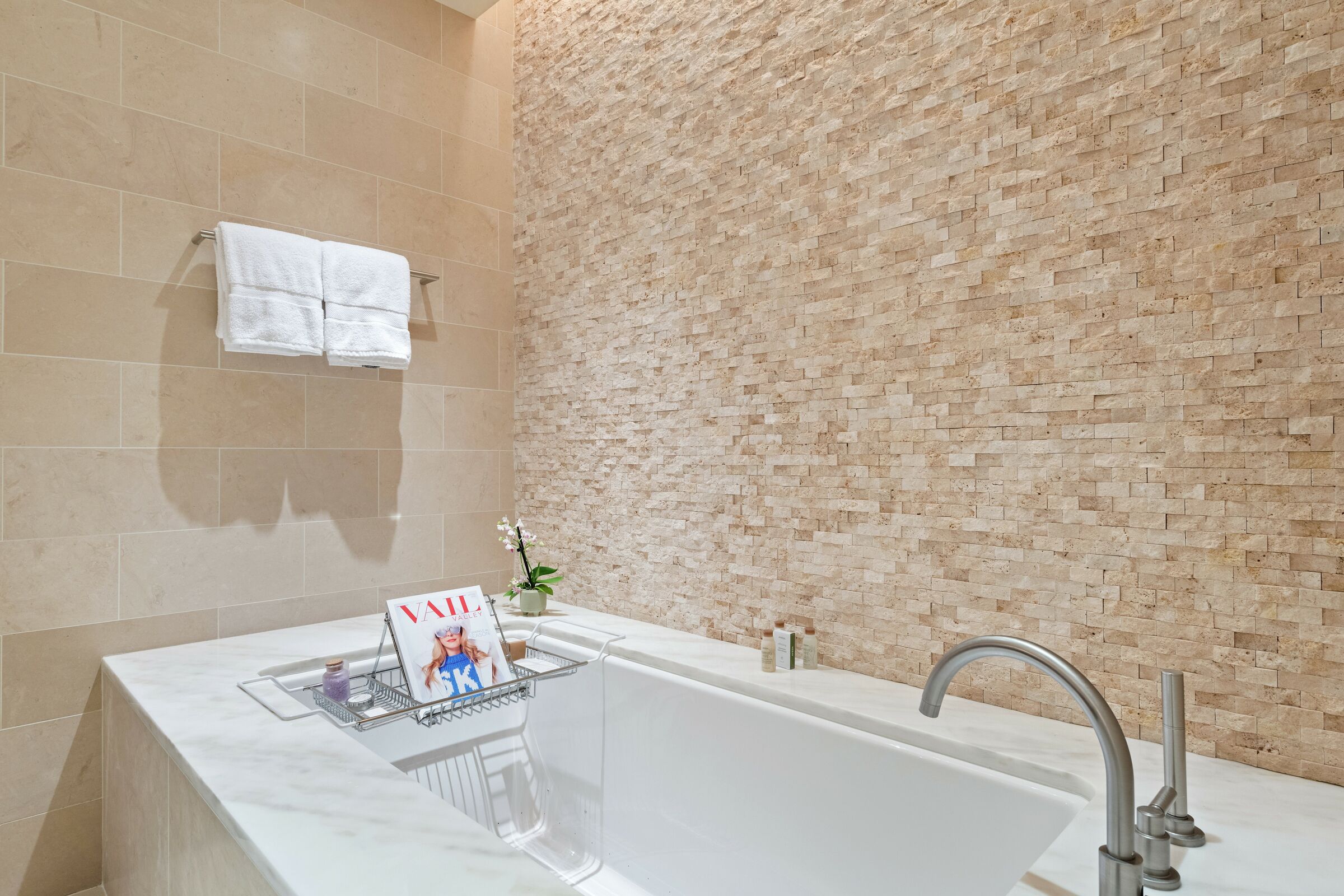 #4BW - Master Ensuite Bathroom