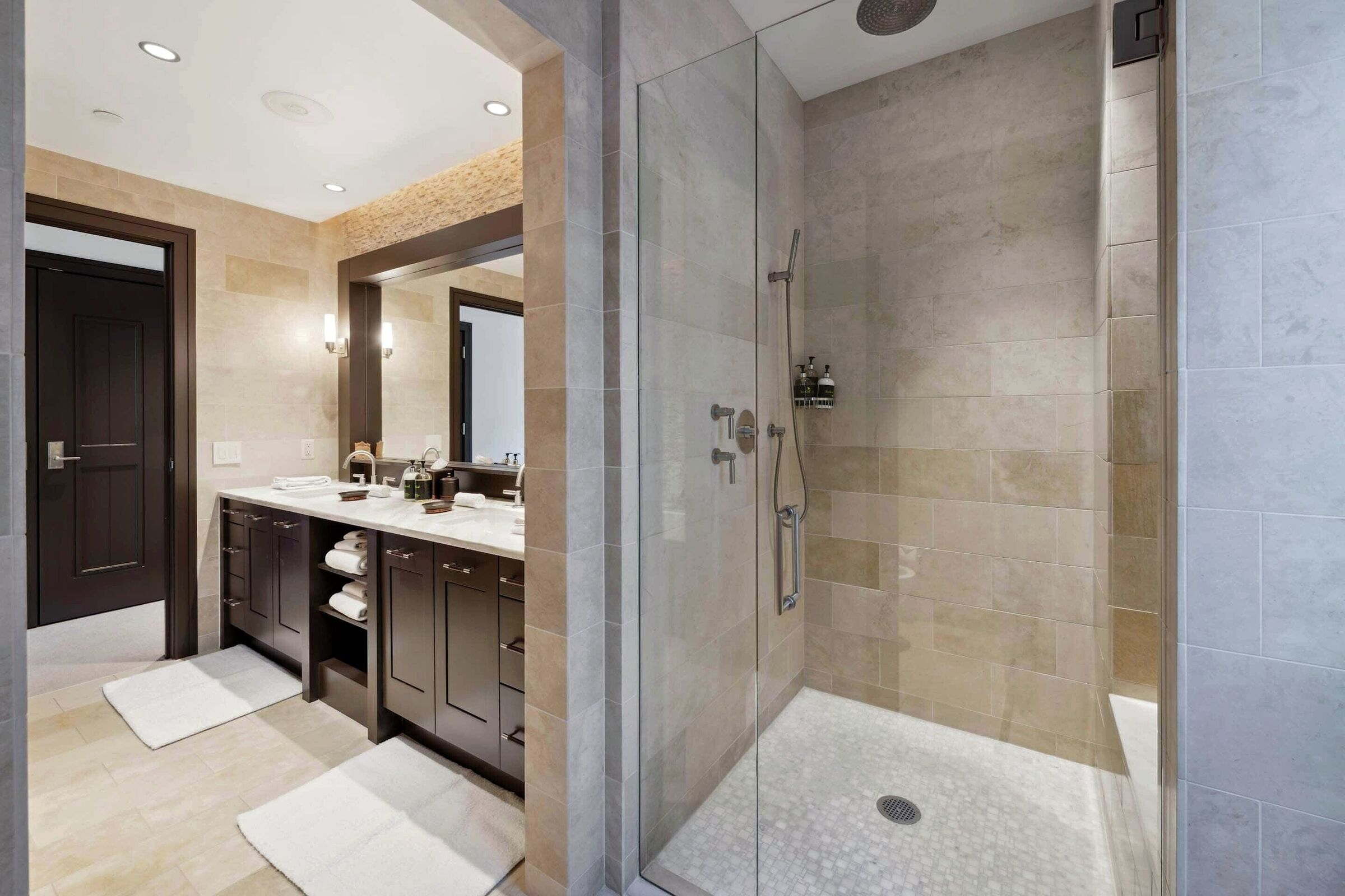 Master Ensuite Bathroom