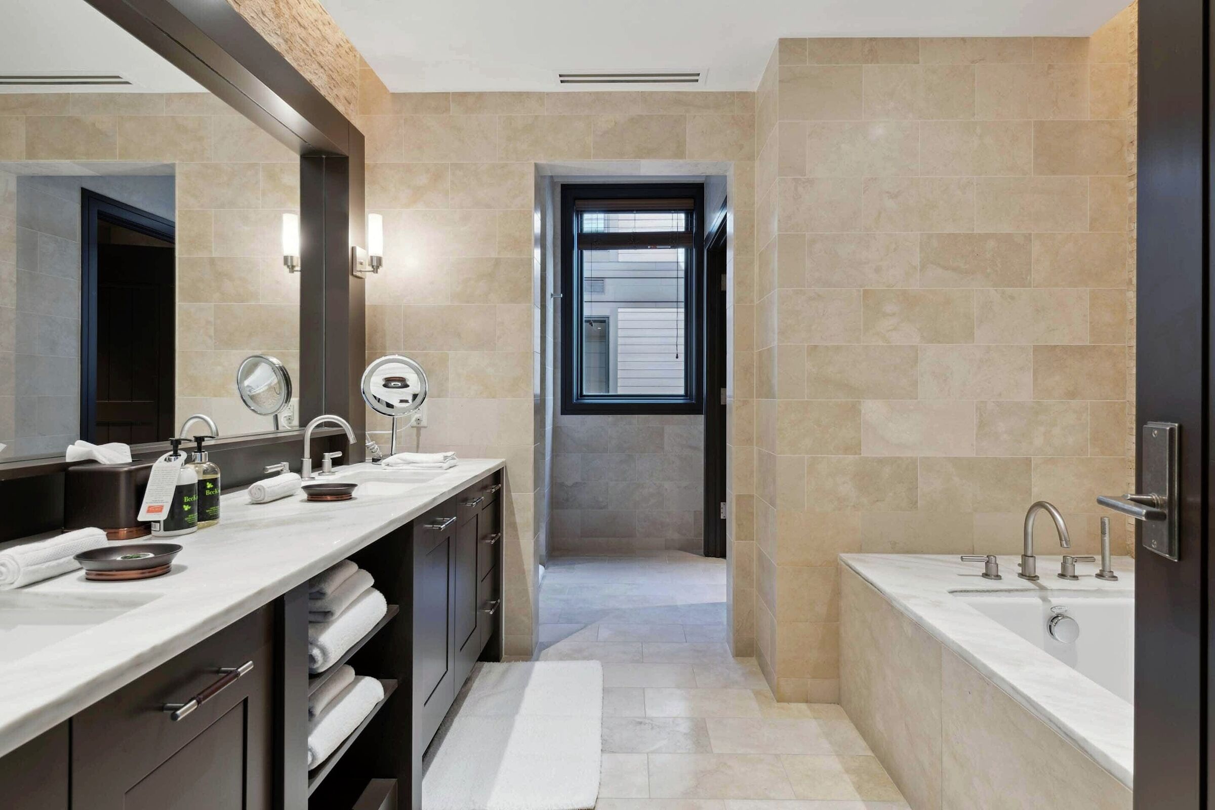 Master Ensuite Bathroom