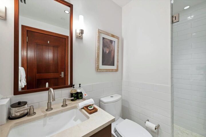 #5BE - Ensuite Bathroom