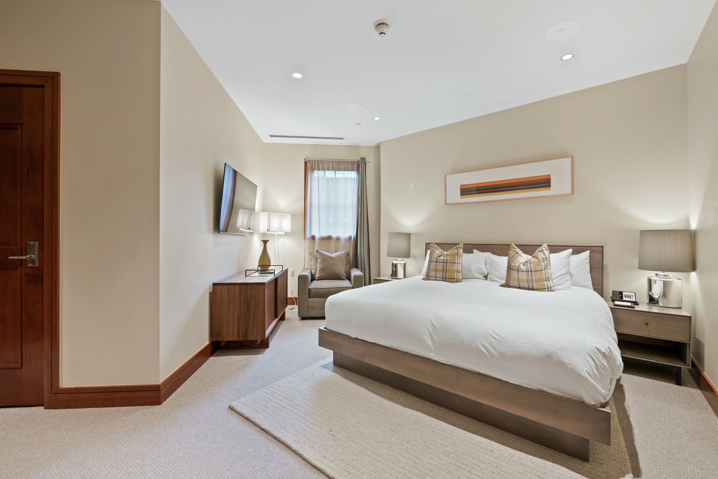#3EE - Master Bedroom
